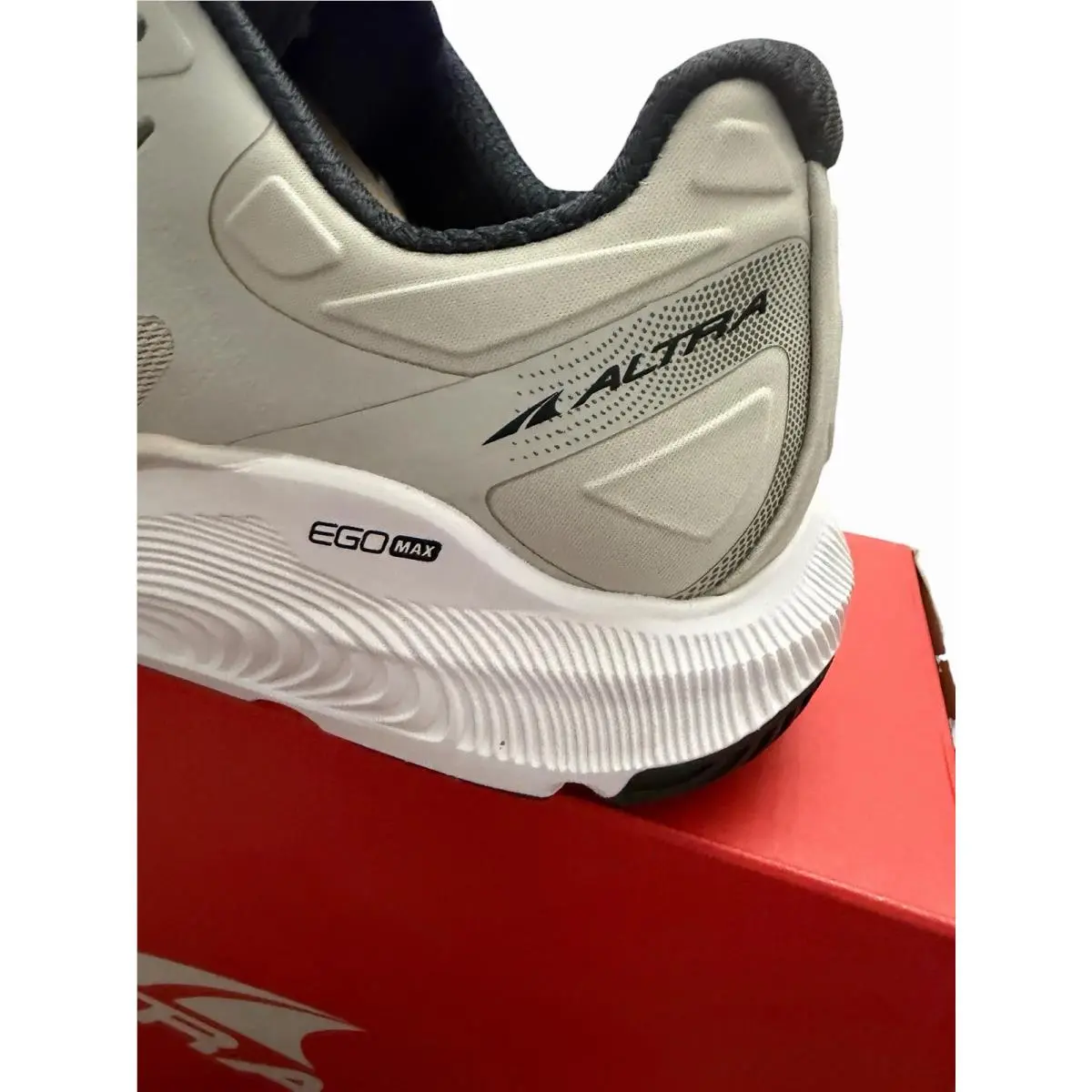 Altra shoes - Ego Max Paradigm 6 - Ego Max Paradigm - AL0A5471000-090 - Beige (UPC: 196249292310) 3