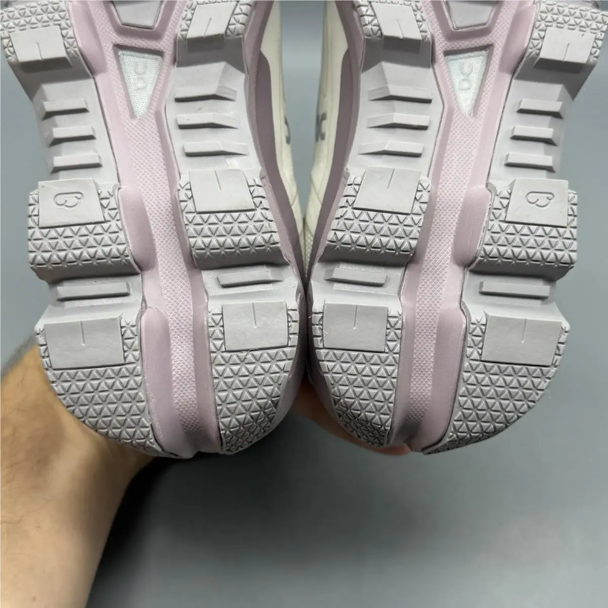 On-Running shoes - On Cloudventure Waterproof - Cloudventure Waterproof - 3298576 - Ice/Heron (UPC: 7630419117292) 8