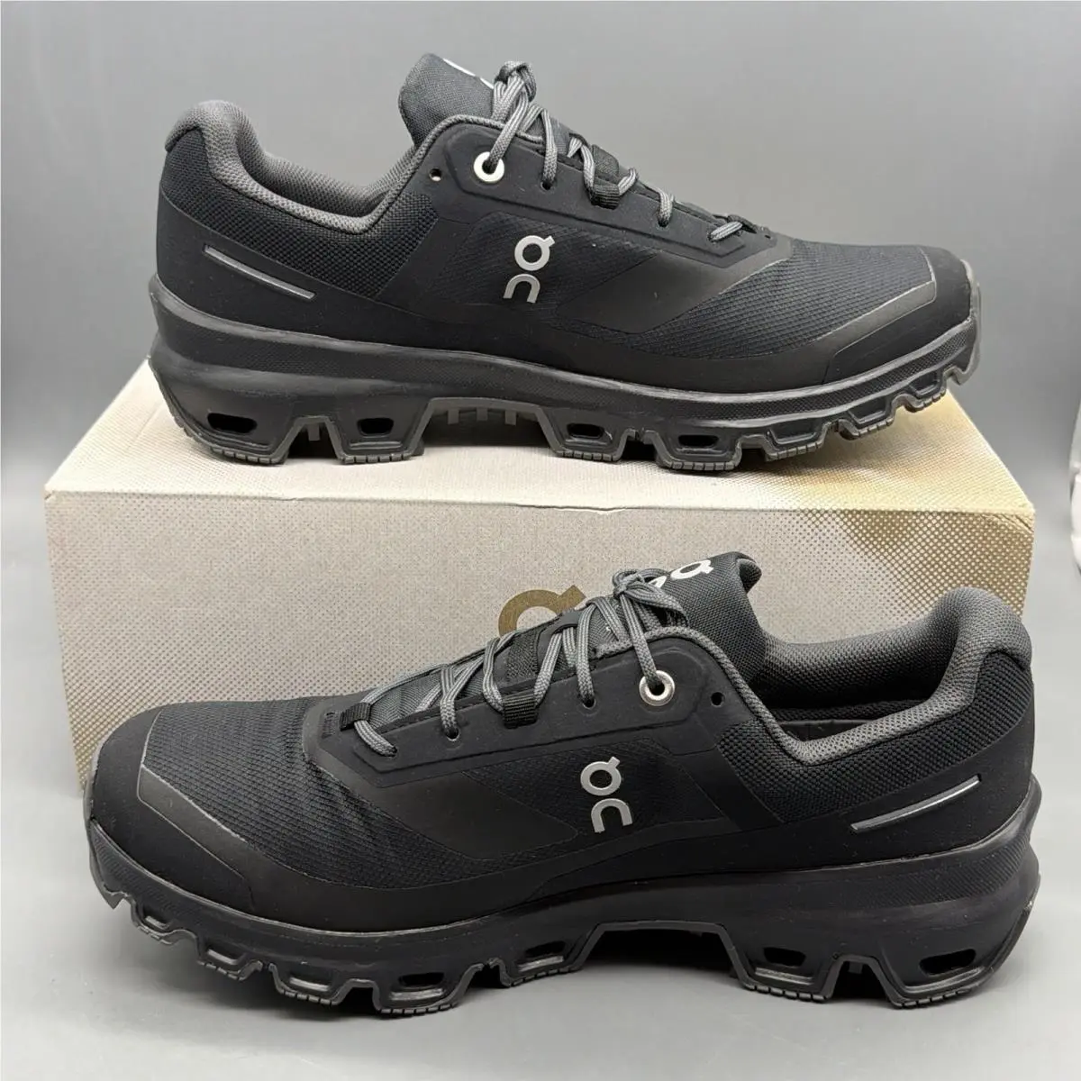 On-Running shoes - Cloudventure Waterproof - Cloudventure Waterproof - 3299253 - Black (UPC: 7630440625872) 1