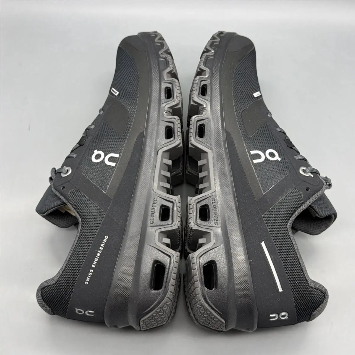 On-Running shoes - Cloudventure Waterproof - Cloudventure Waterproof - 3299253 - Black (UPC: 7630440625872) 4