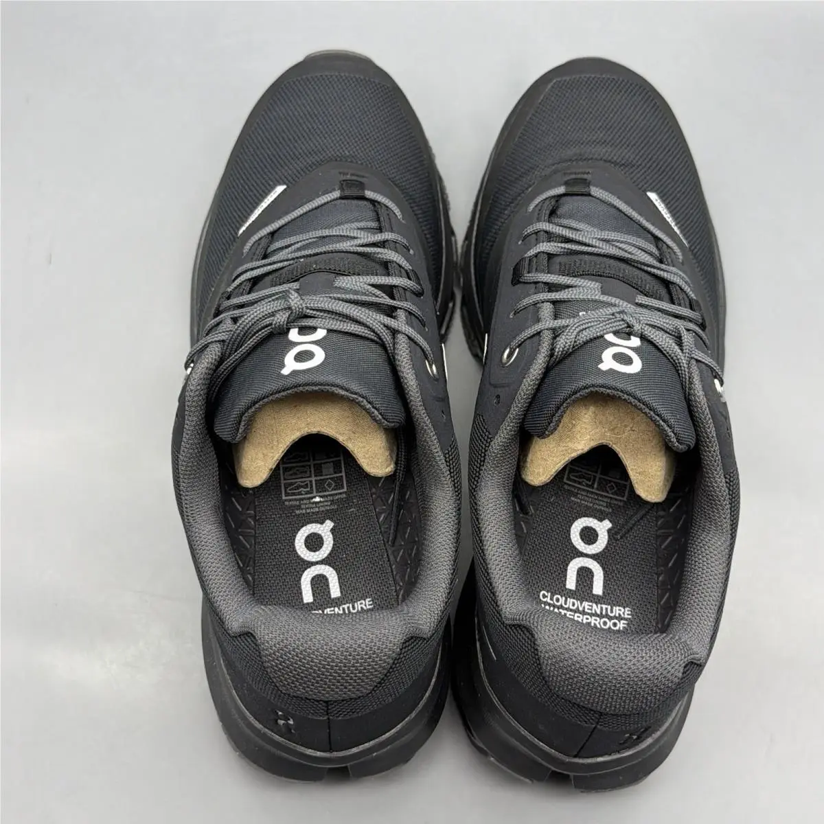 On-Running shoes - Cloudventure Waterproof - Cloudventure Waterproof - 3299253 - Black (UPC: 7630440625872) 5