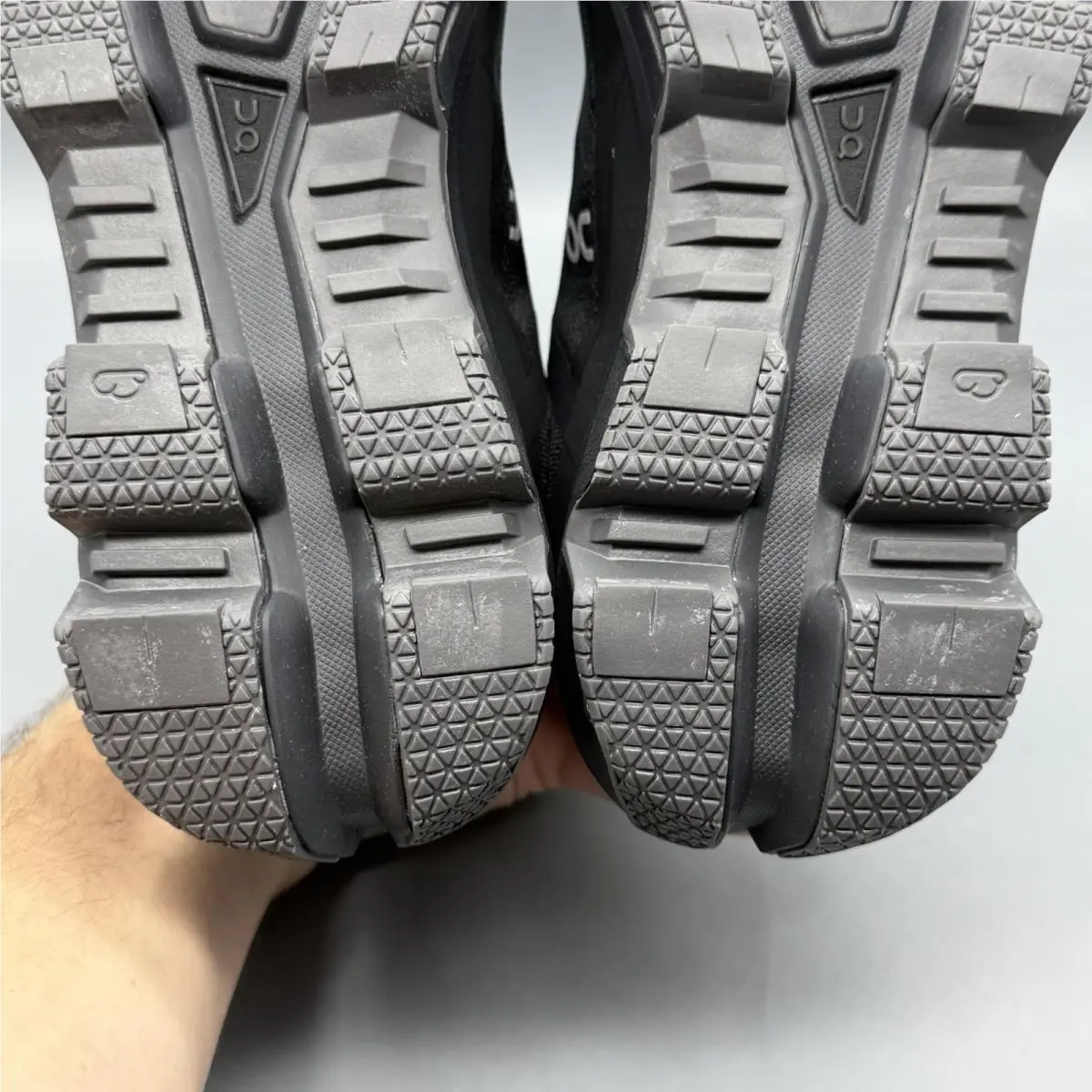 On-Running shoes - Cloudventure Waterproof - Cloudventure Waterproof - 3299253 - Black (UPC: 7630440625896) 8