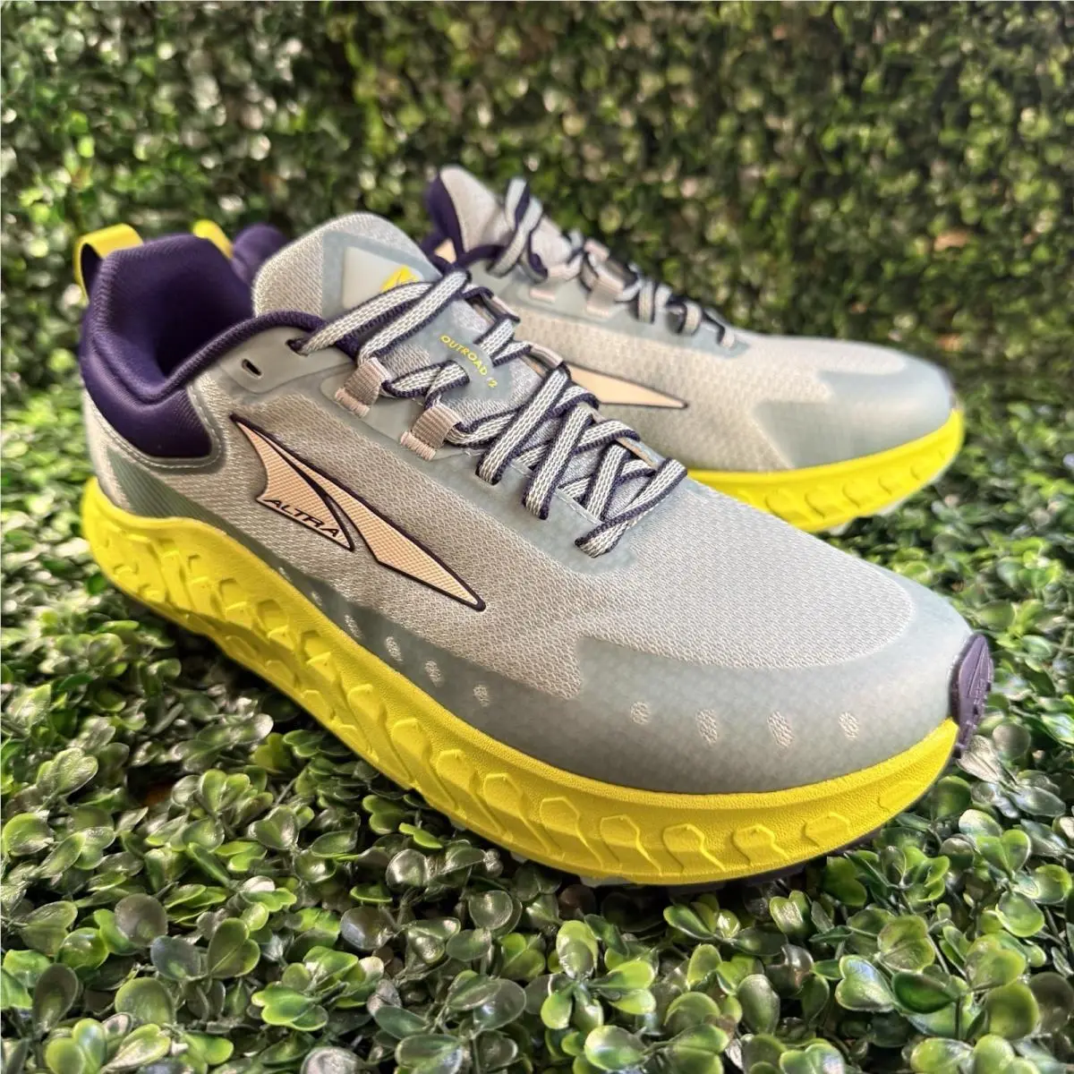 Altra W Outroad 2 Lightweight Cushioned Blue/green Low Top Women`s Sz 8 Sneakers