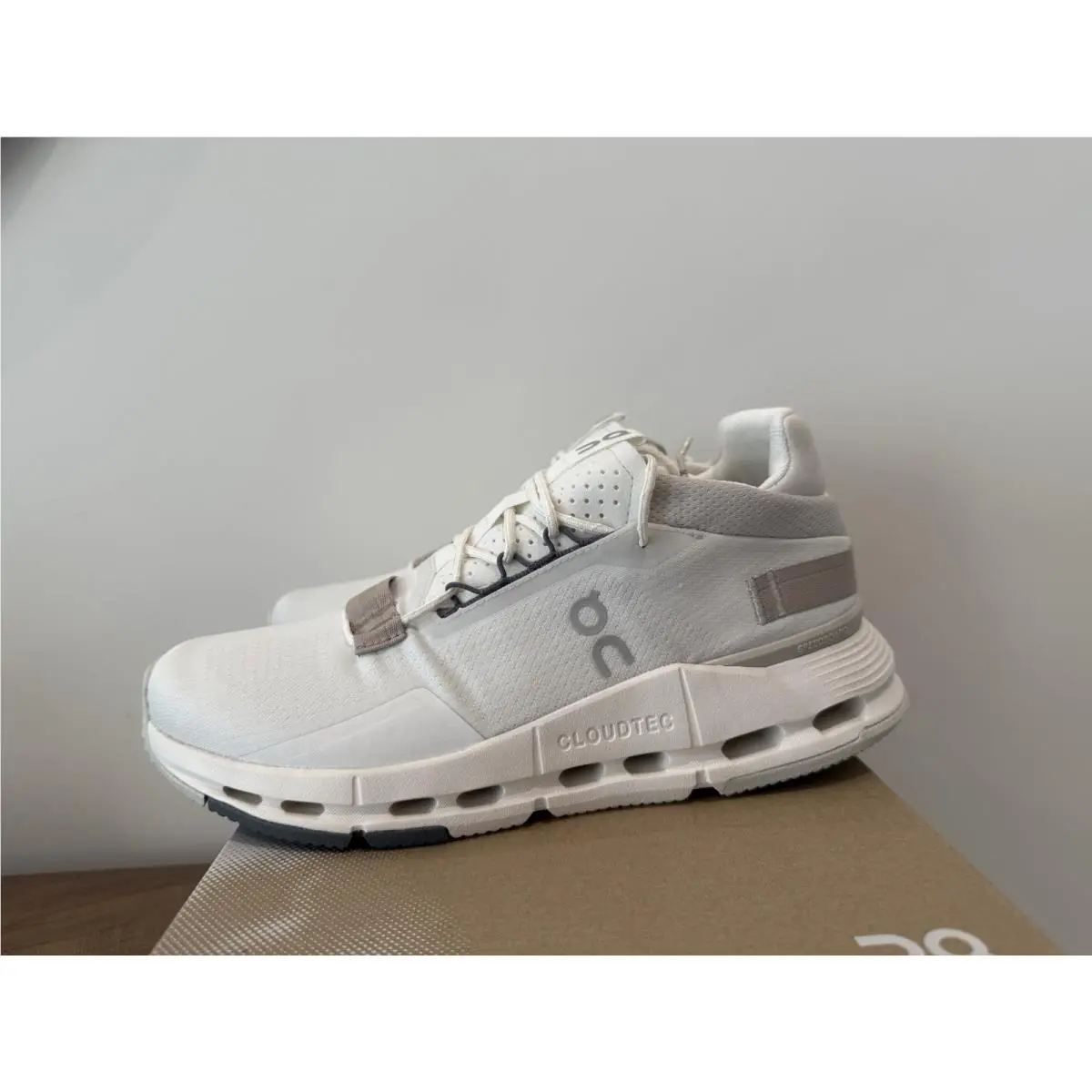 On Running Cloudnova 2 Ice Sand Women`s White Sports Sneaker 3WE30222053 Size 9