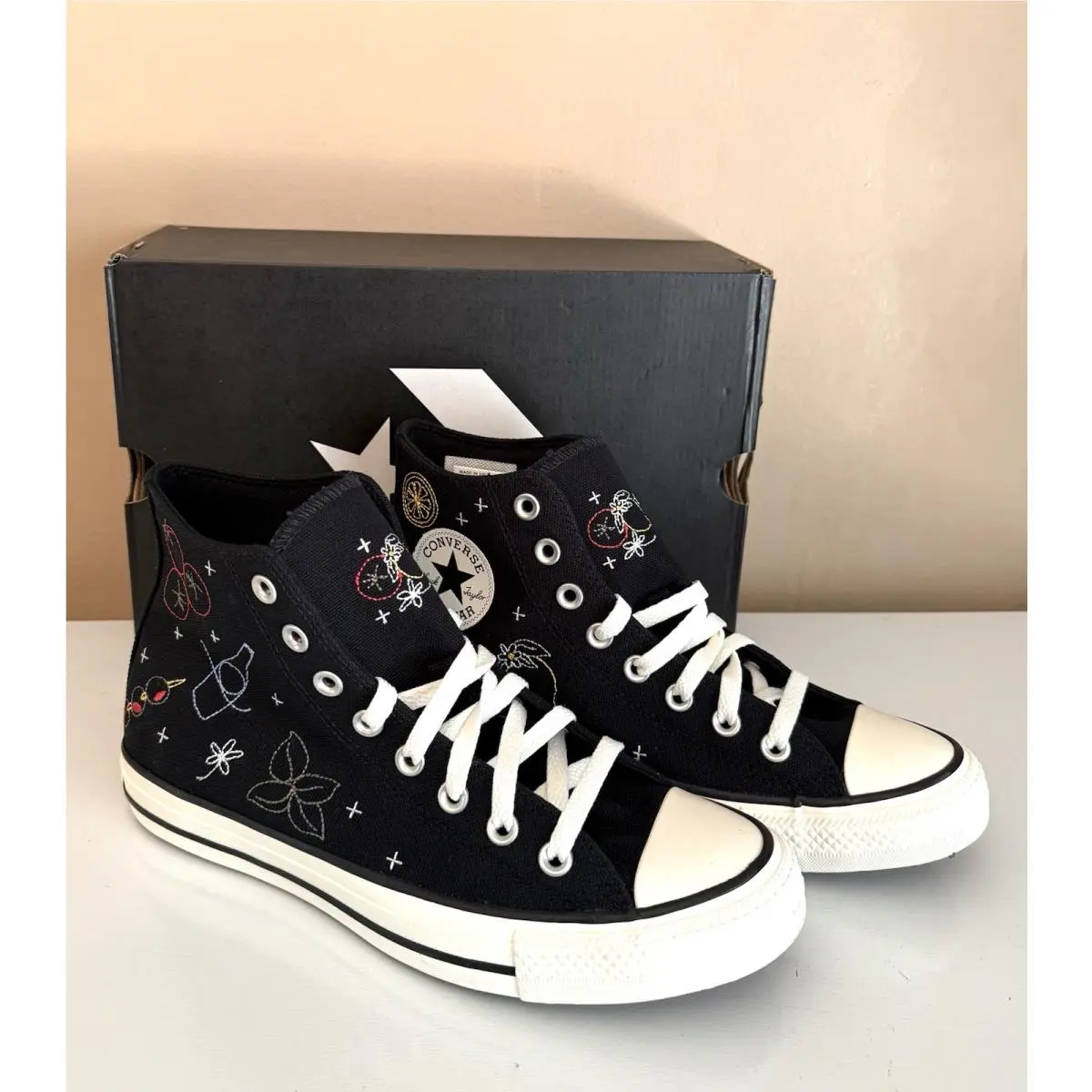 Converse shoes - Converse Chuck Taylor - Chuck Taylor - A16680F - Black 0