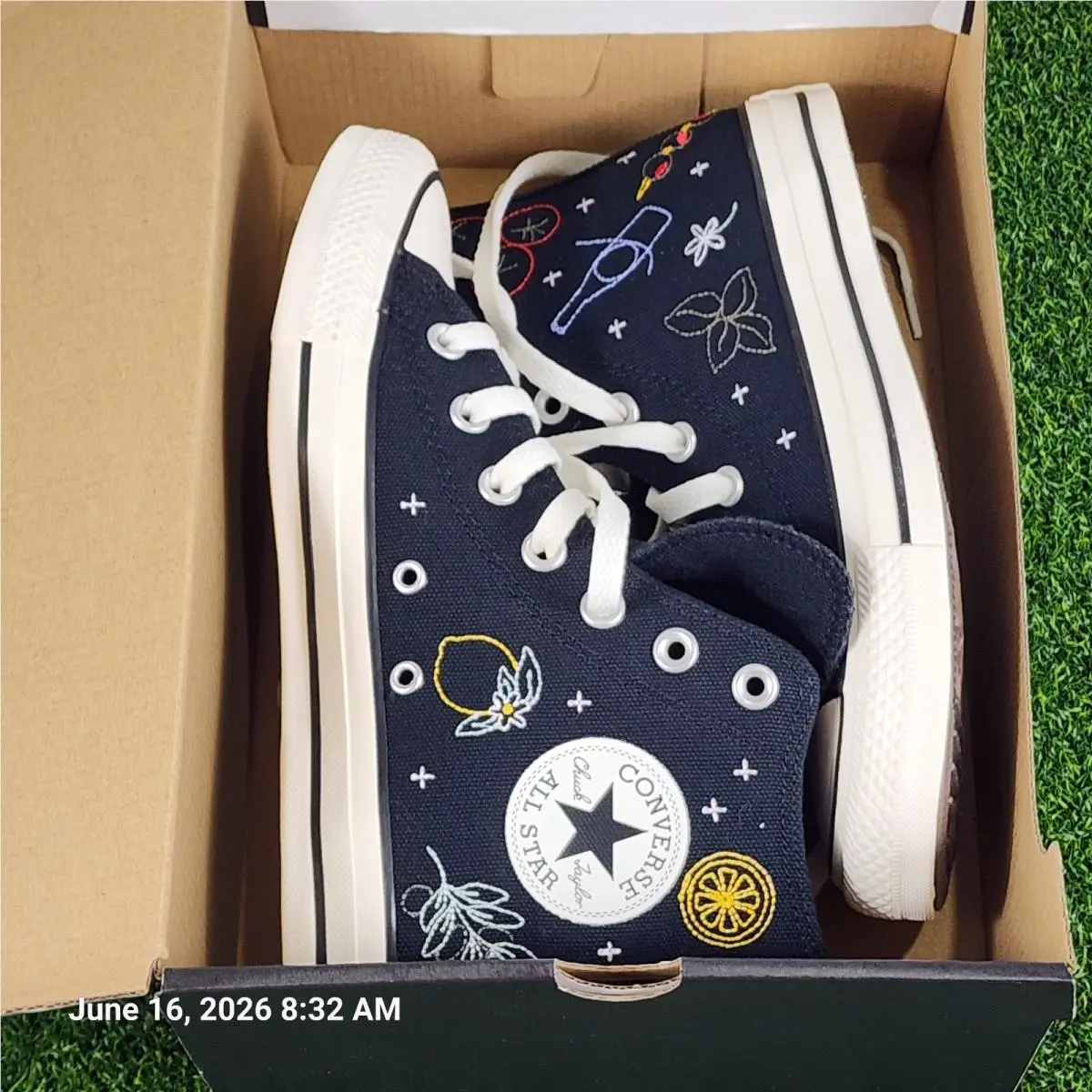 Converse shoes - It`s Okay To Wander - Okay Wander - A16680F - Black (UPC: 194435904054) 2