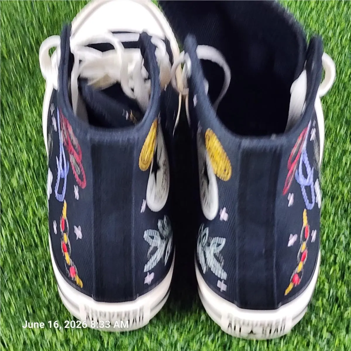 Converse shoes - It`s Okay To Wander - Okay Wander - A16680F - Black (UPC: 194435904054) 3