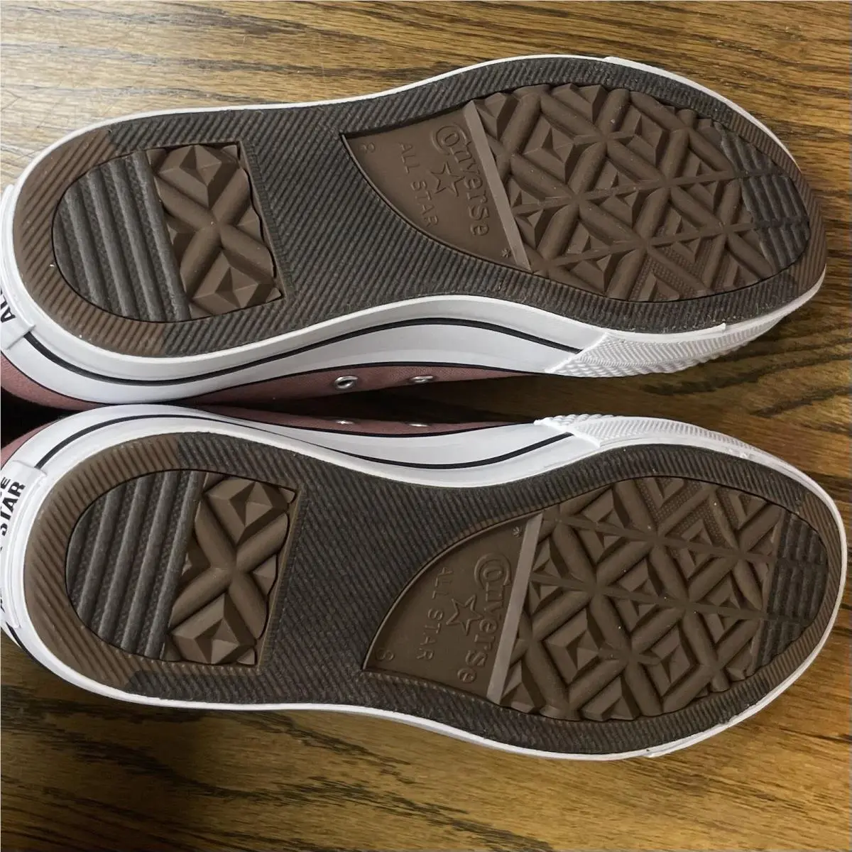 Converse shoes - A05139F - A01367F - as pictured 4