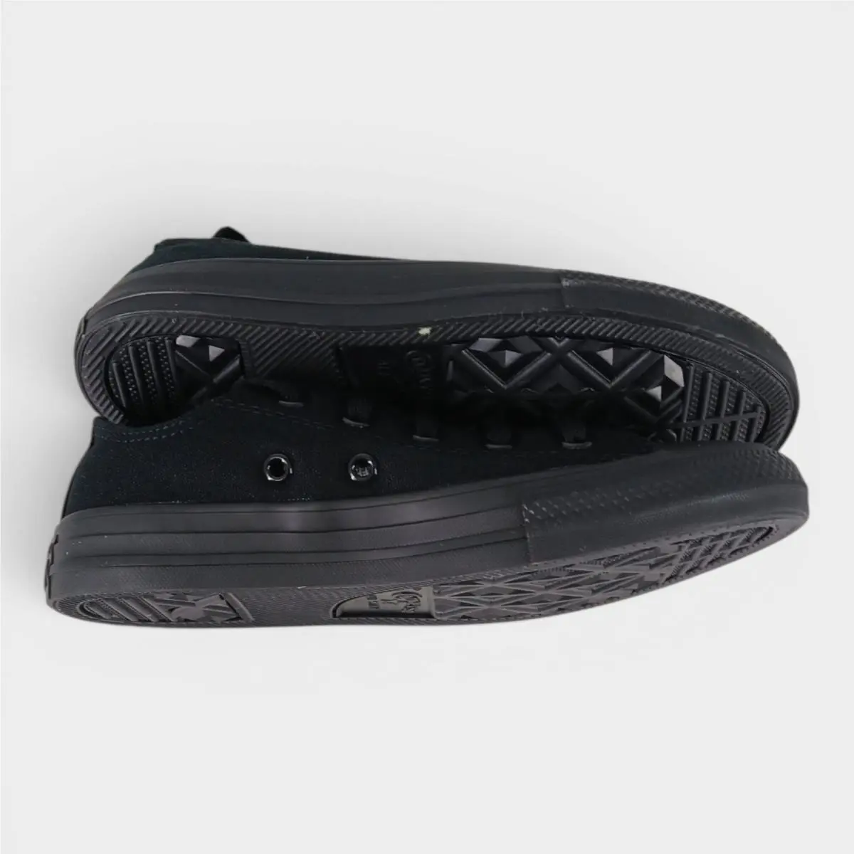 Converse Youth Chuck Taylor All Star Ox Casual Lifestyle Shoes Sneakers Size 1Y
