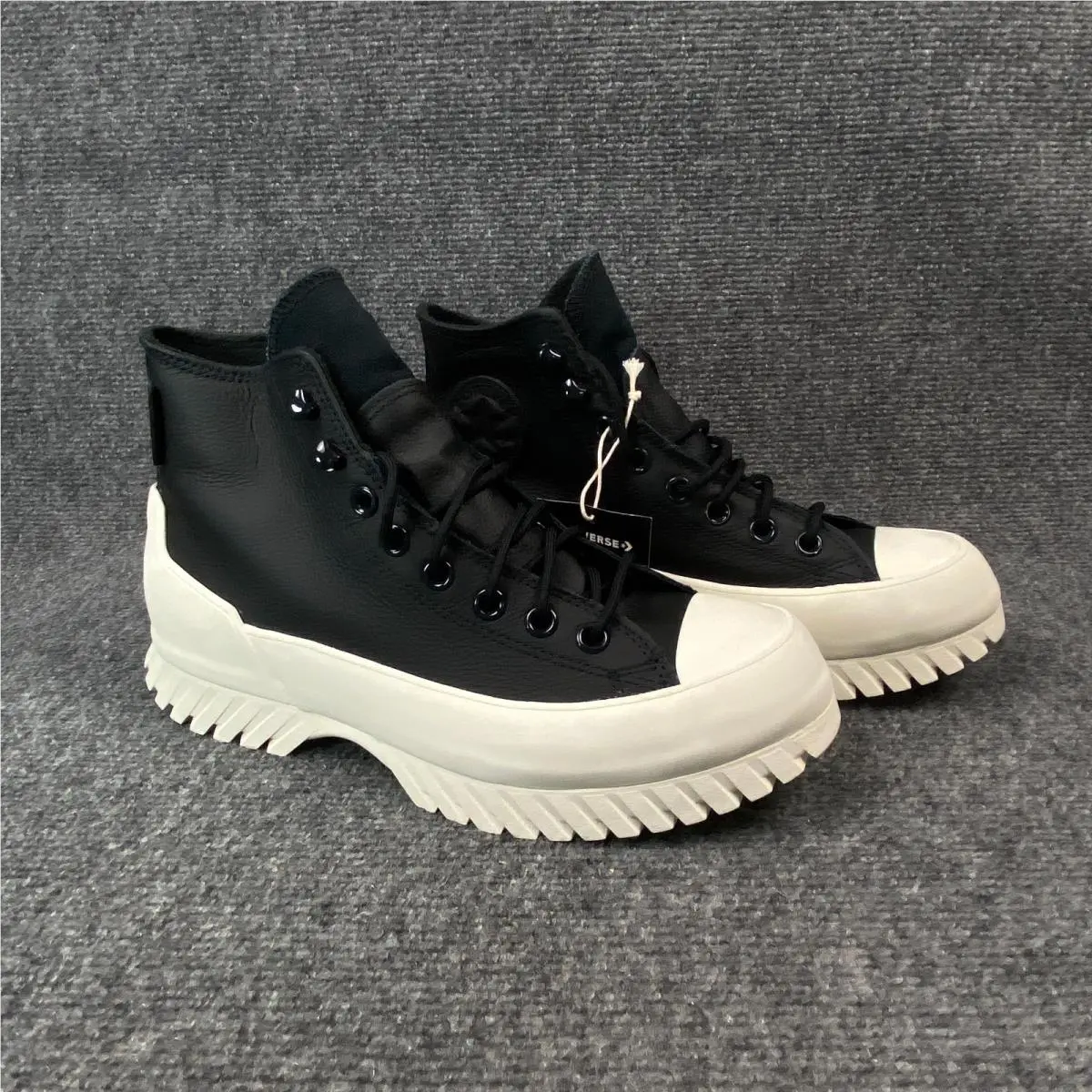 Converse shoes - Black / Bold Mandarin / Egret 1