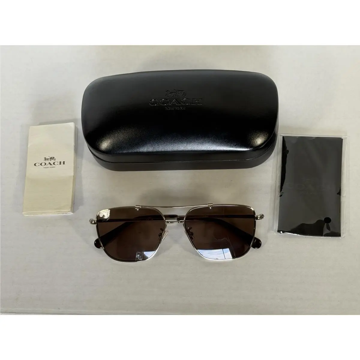 Coach Aviator Sunglasses Light Gold Brown Gradient HC 7137 950573