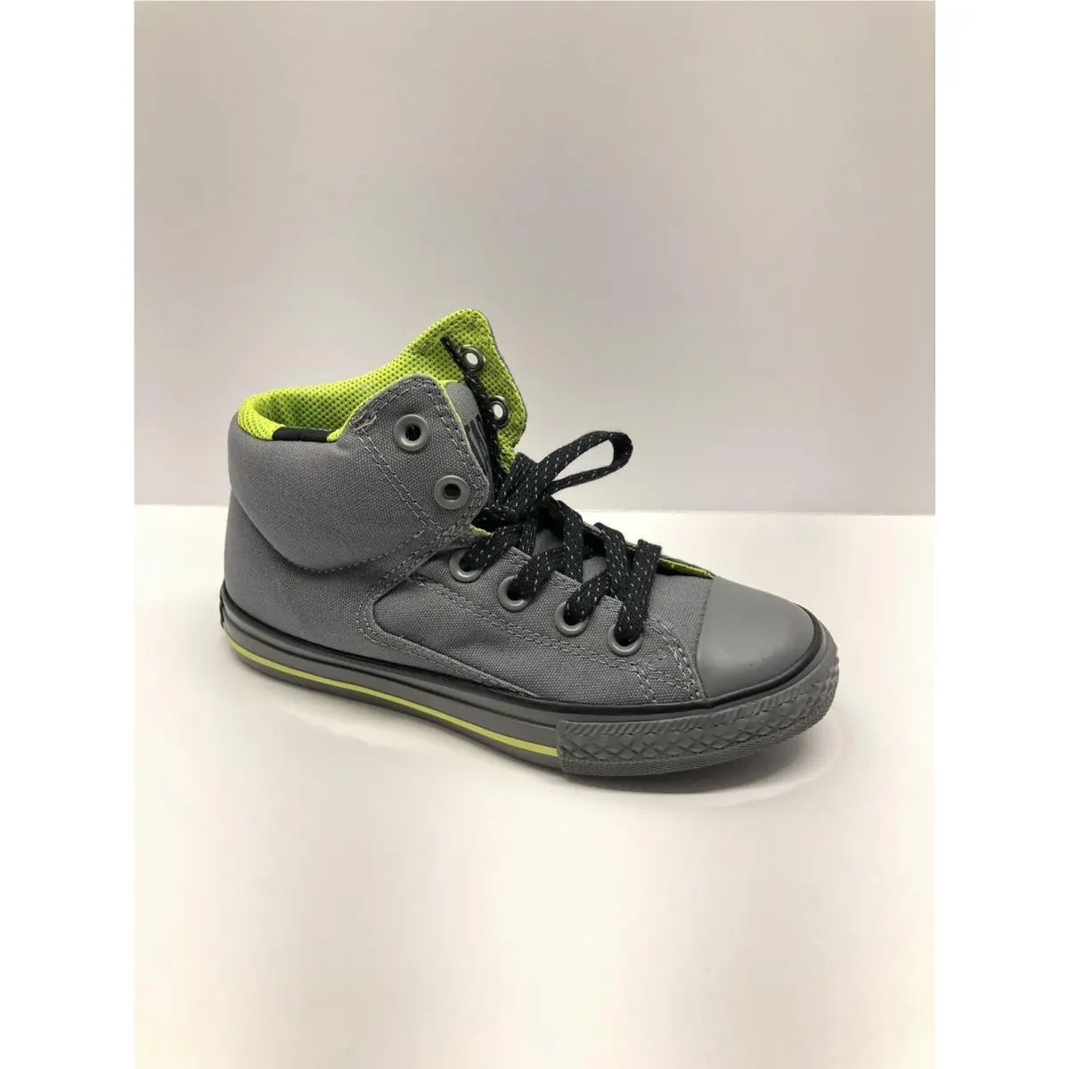 Converse Rare Colorway High Top Boy’s Sneakers Grey and Lime Green Mens Size 1