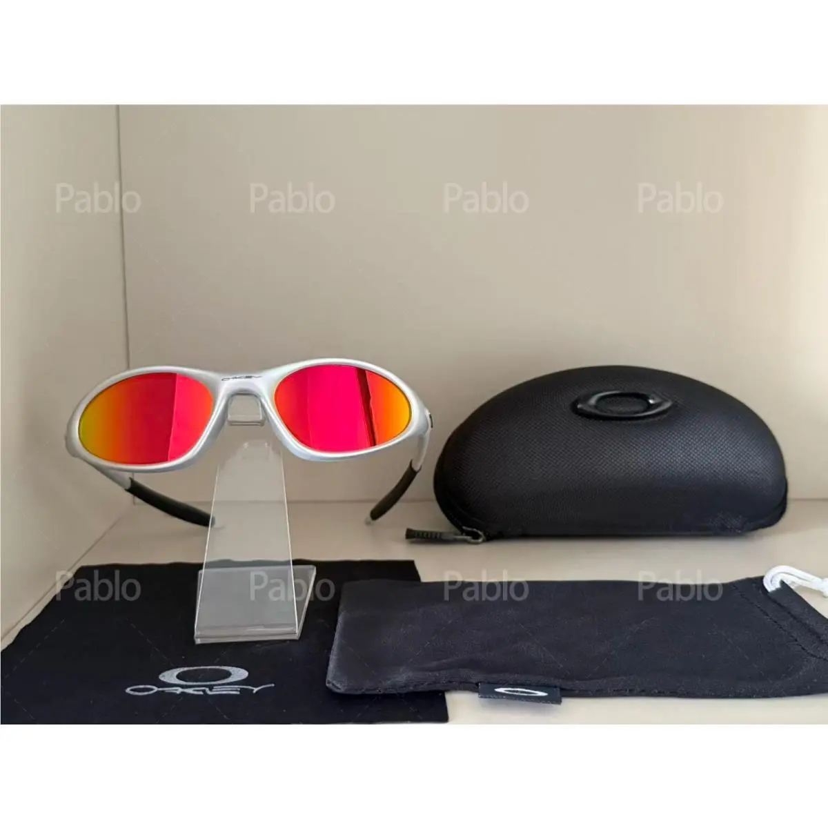Oakley Mitute 1.0 Silver Rainbow Vintage Sunglasses Gorpcore Usa Y2K Avantgarde