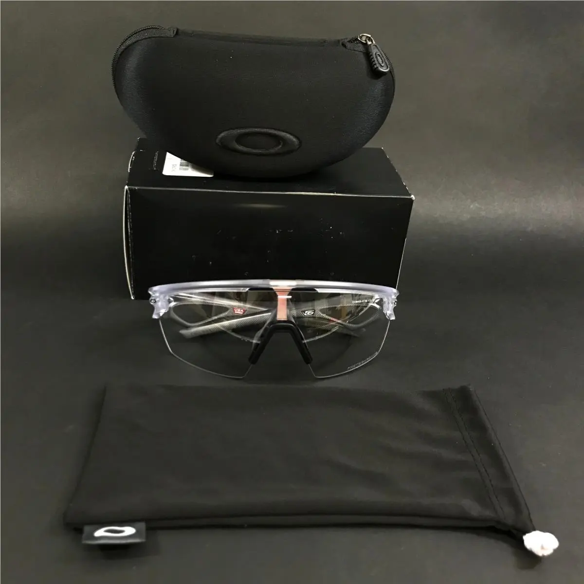Oakley Sunglasses Sphaera OO9403-0736 Matte Clear w/ Photochromic Black Iridium