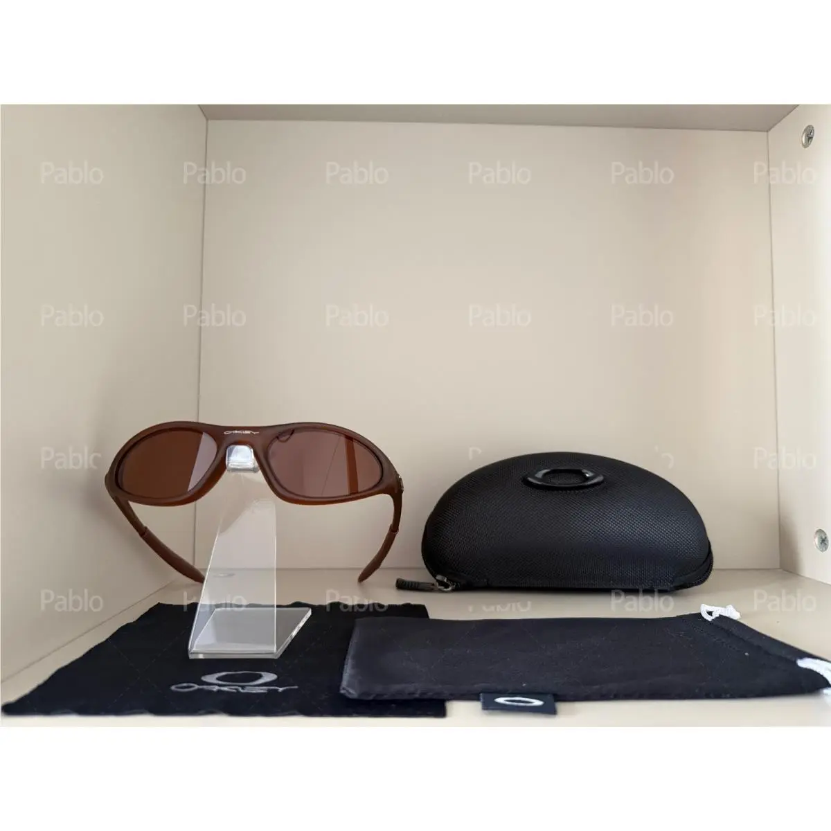 Oakley Mitute Brown Vintage Sunglasses Gorpcore Usa Y2K Avantgarde Archive