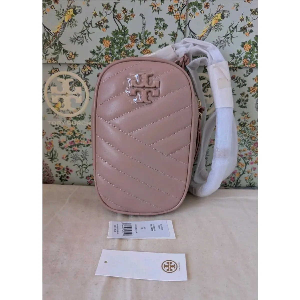 Tory Burch Kira Chevron N/s Phone Crossbody Mallow