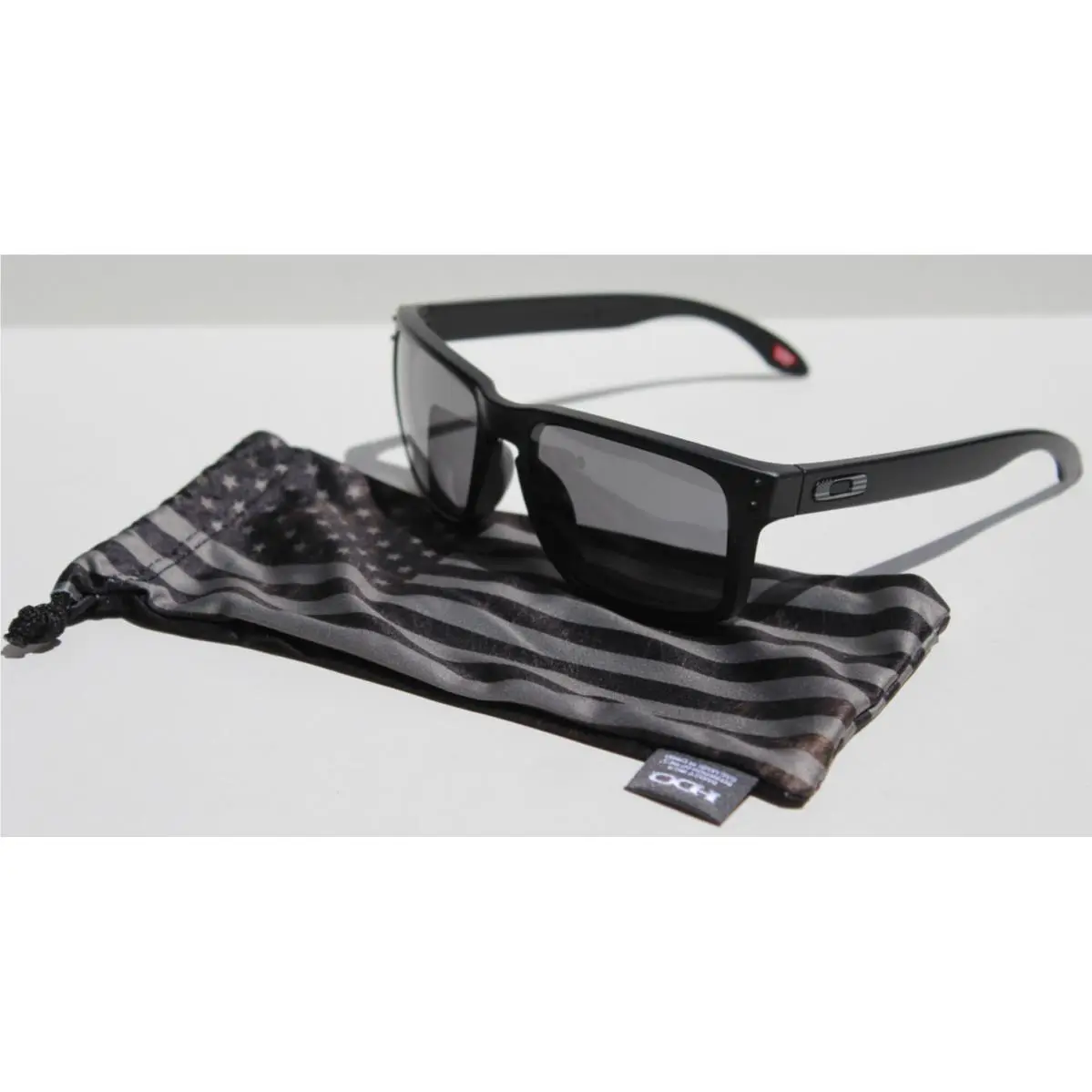 Oakley Holbrook Sunglasses Matte Black/grey SI Tonal Usa Flag Rare OO9102-T8