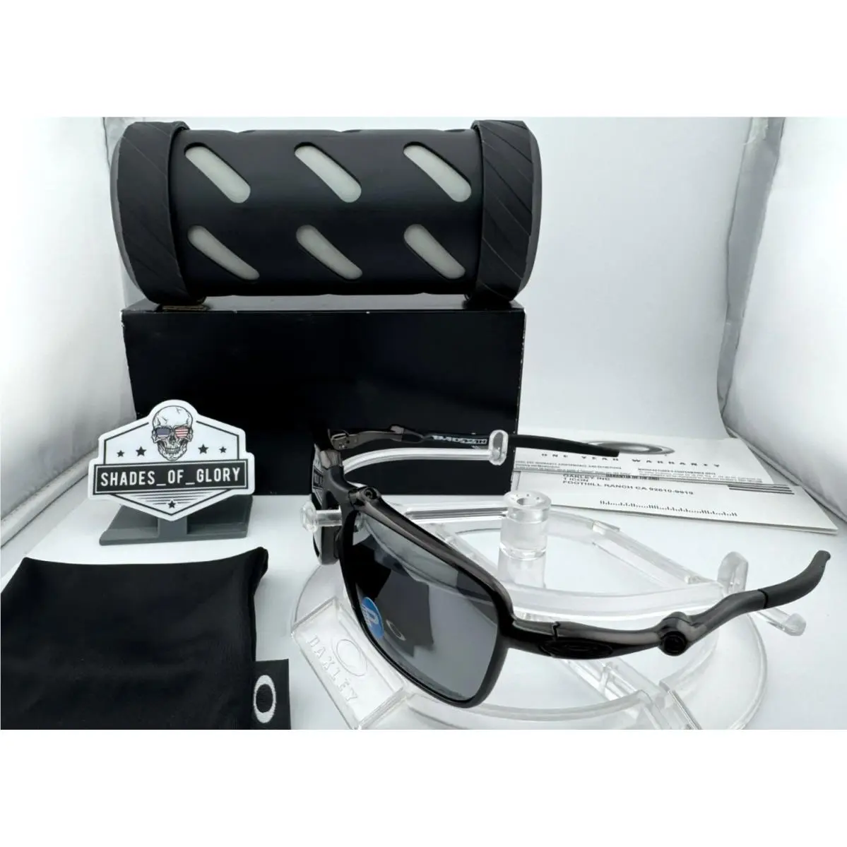 Oakley Badman X Metal Dark Carbon Black Iridium Polarized Sunglasses OO6035-01