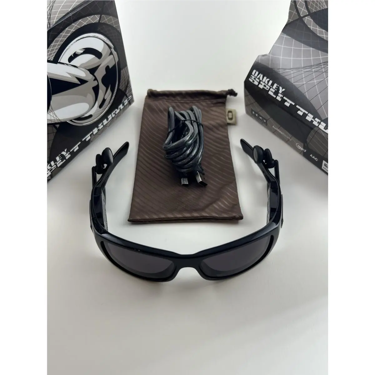 Oakley Split Thump MP3 Polished Black Grey 1GB Music Player+box No Meta