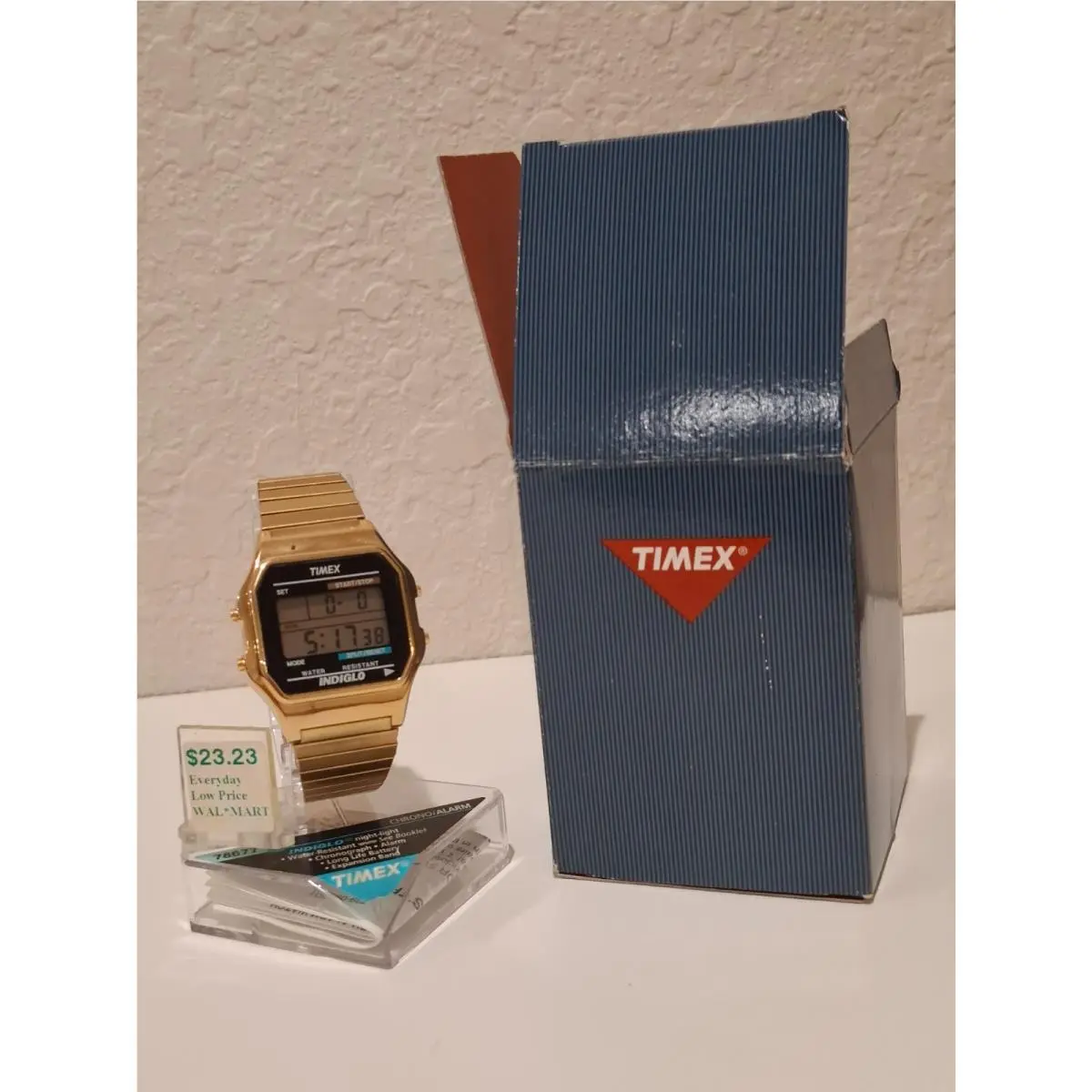 Vintage Gold Tone Timex Indiglo Lcd Chronograph Alarm Mens Watch Nos Battery
