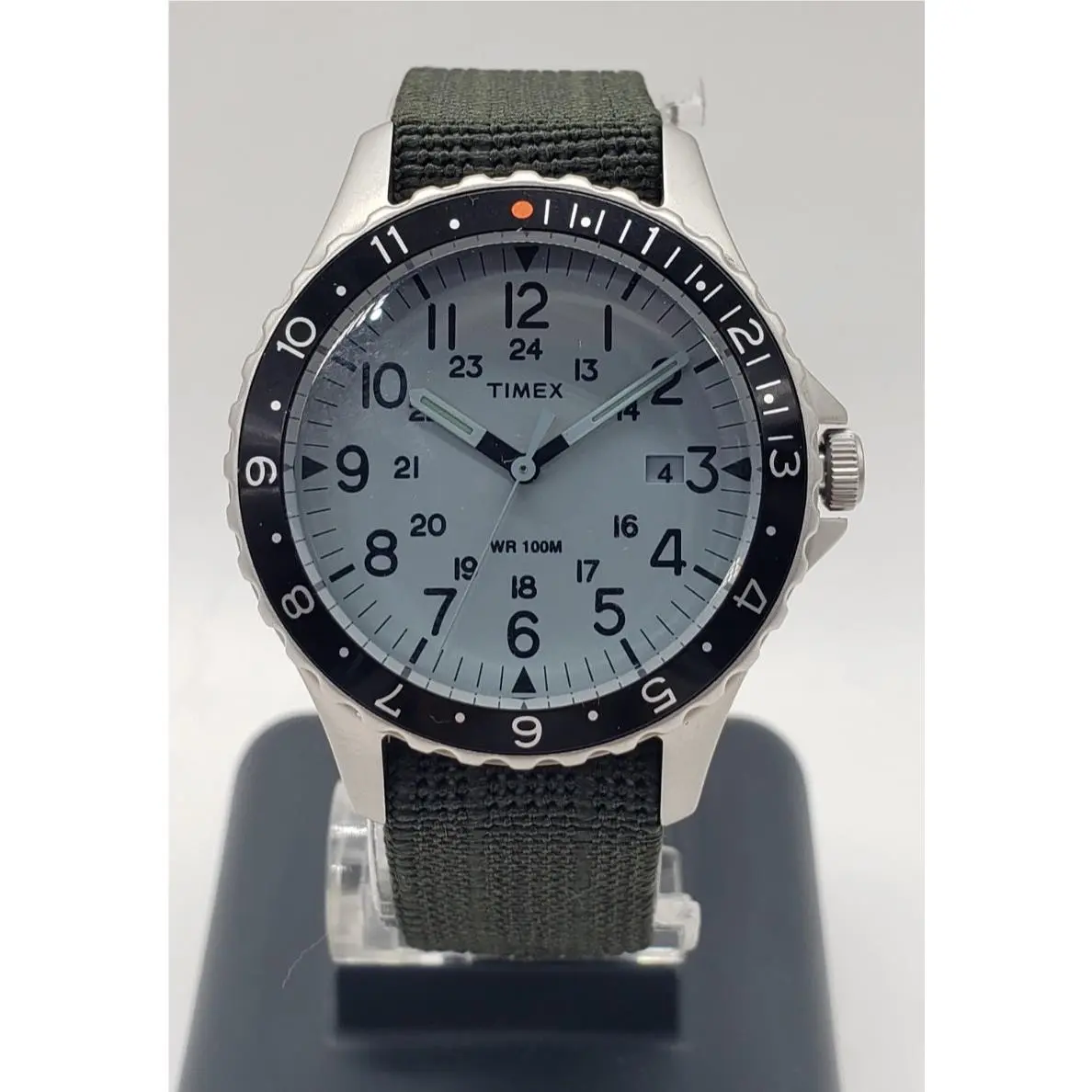 Timex Classic Green Elastic Band 38mm Grey Dial Analog Men`s Watch TW2R58200