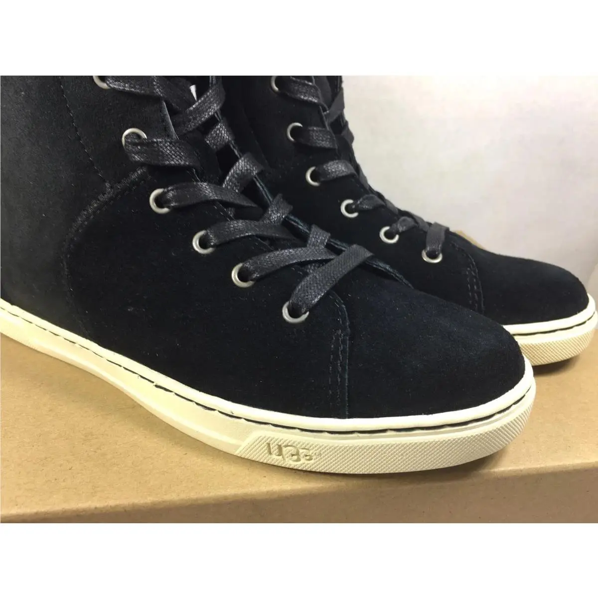 UGG shoes - Black 4