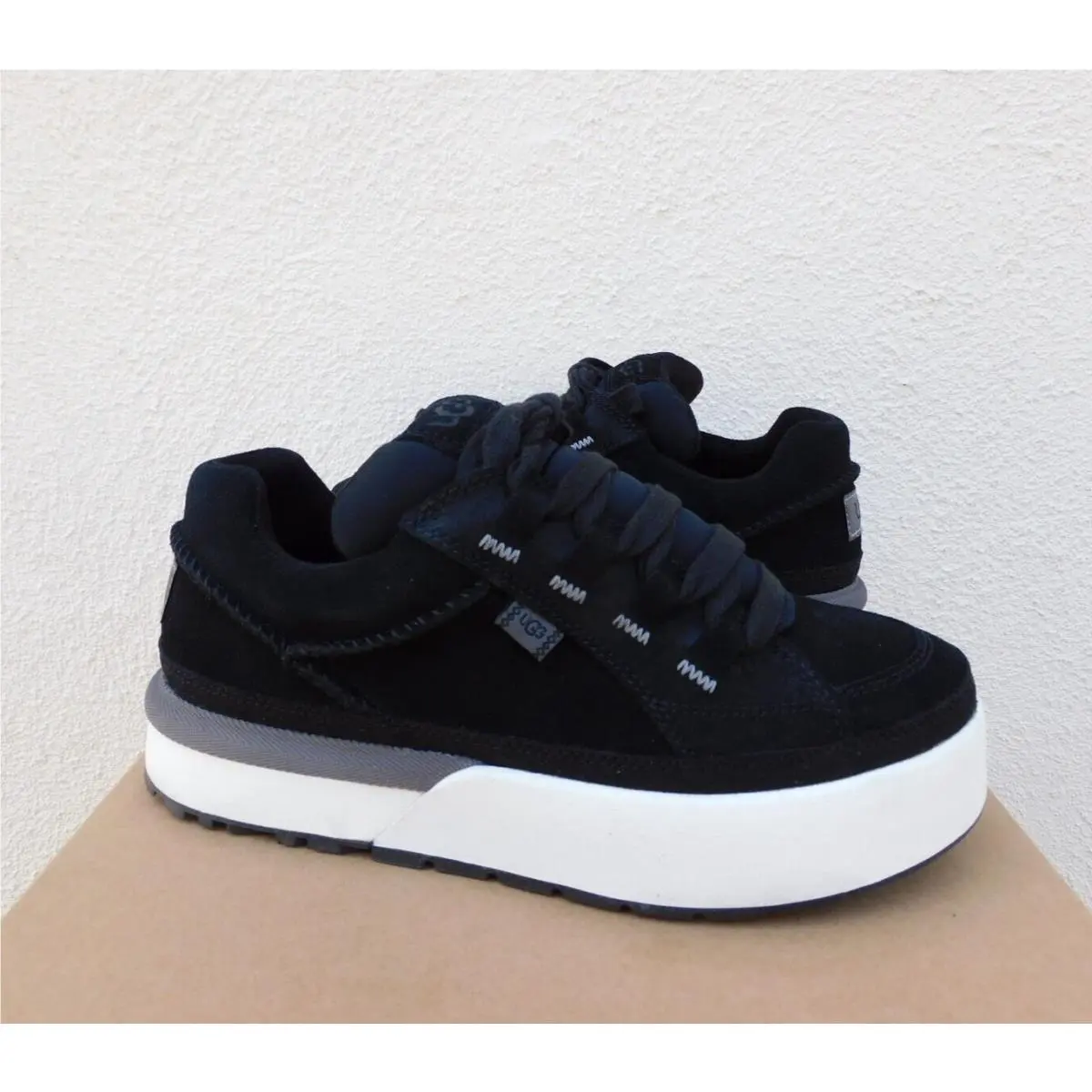 UGG shoes - UGG Goldencush - Goldencush - Black (UPC: 197634019659) 0