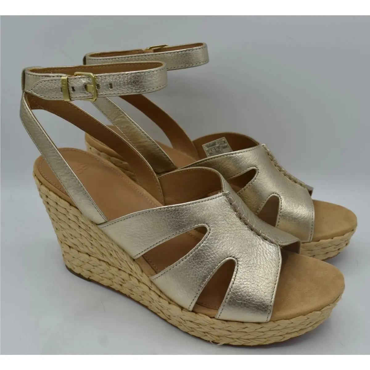 UGG shoes - Gold (UPC: 195719421434) 1