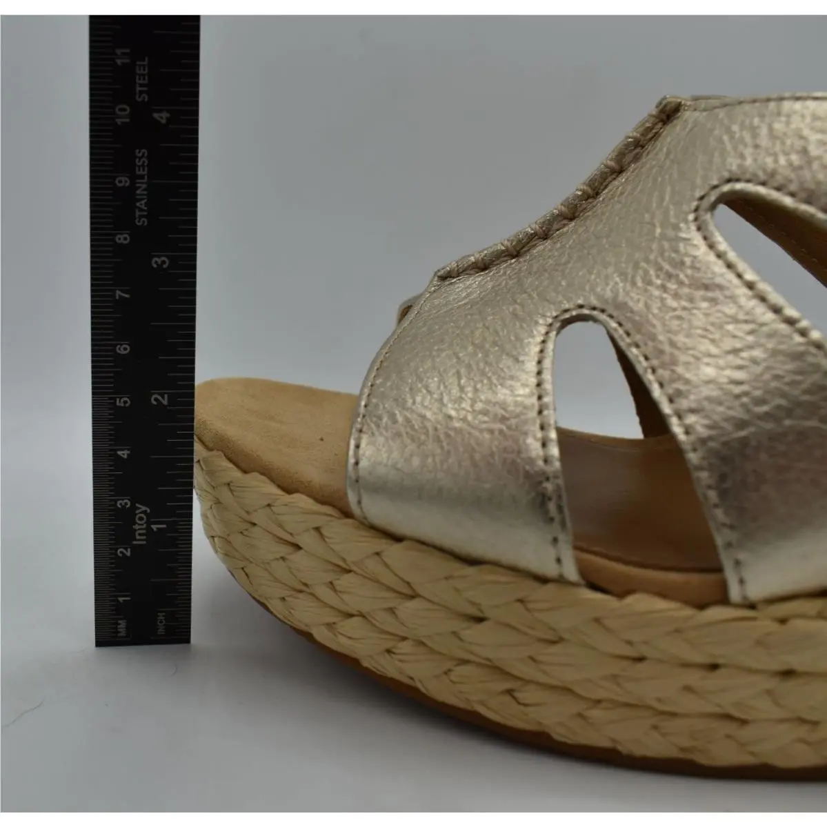 UGG shoes - Gold (UPC: 195719421434) 6