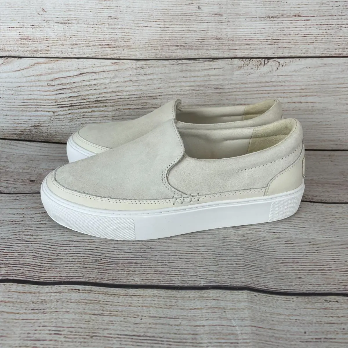 UGG shoes - White (UPC: 197634844060) 5