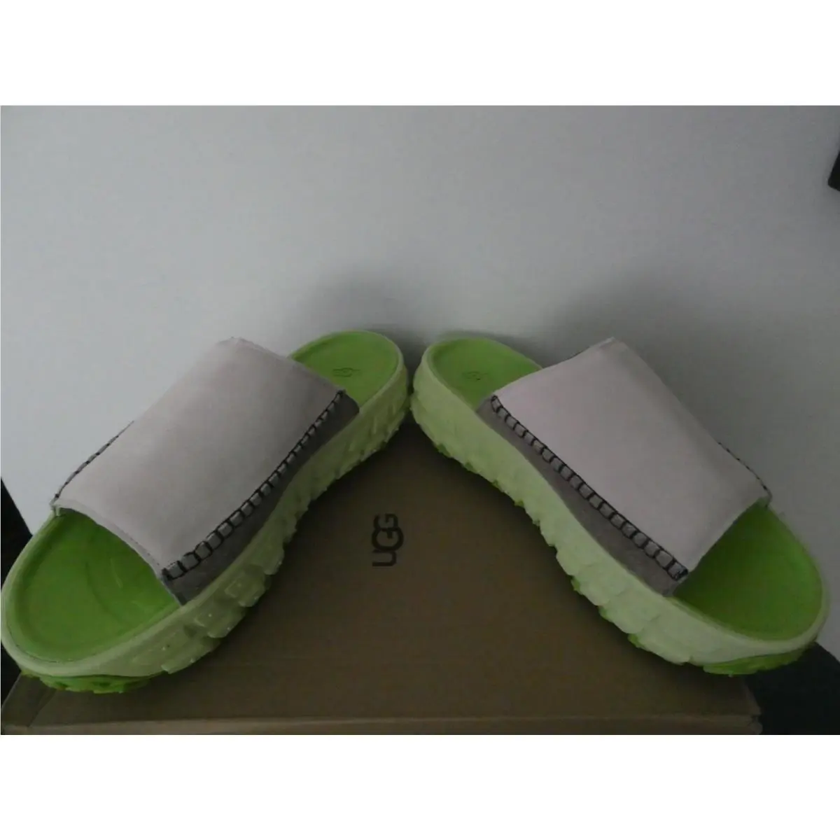 UGG shoes - Venture Daze - Venture Daze - Sand/Pistachio Green (UPC: 197634010168) 8