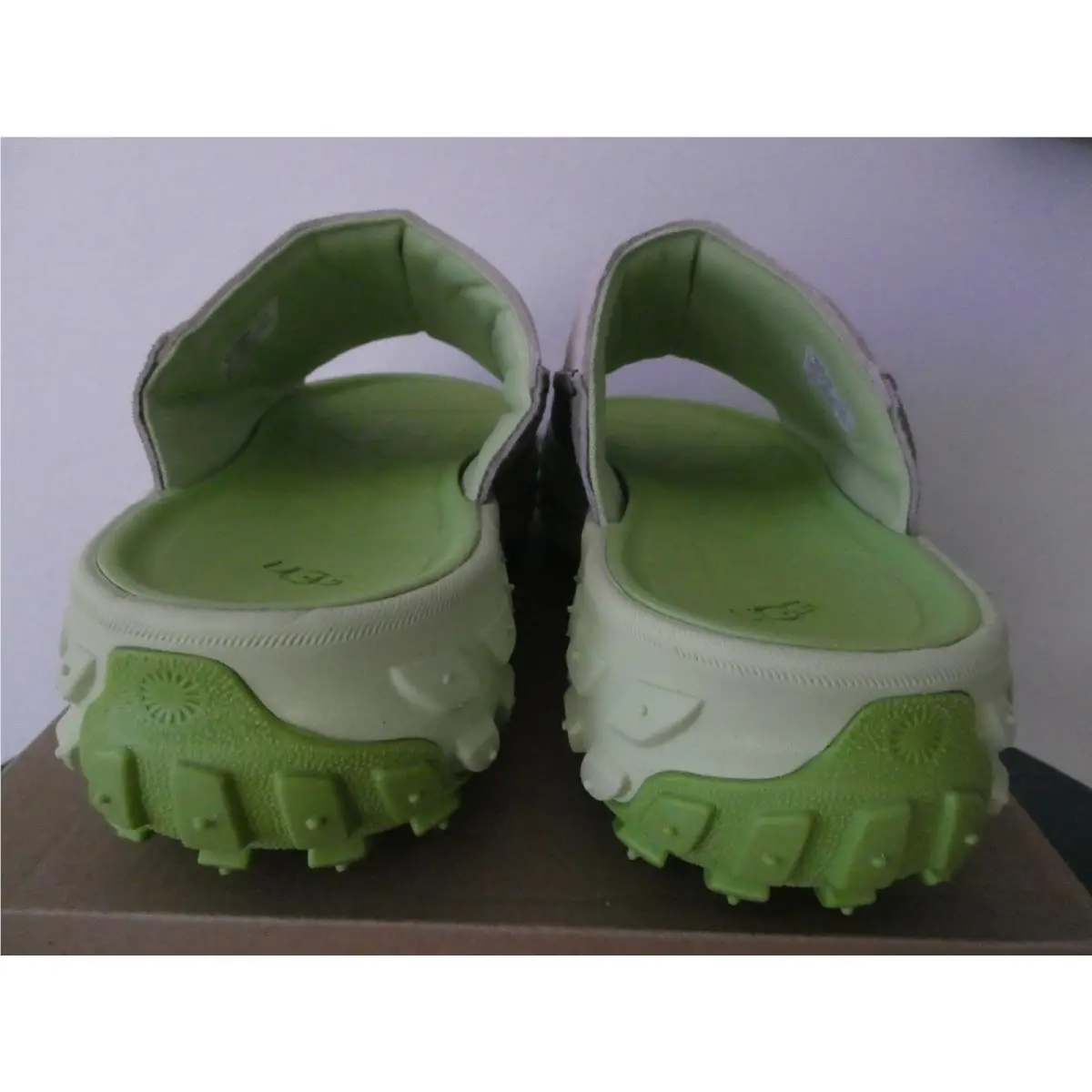 UGG shoes - Venture Daze - Venture Daze - Sand/Pistachio Green (UPC: 197634010168) 11