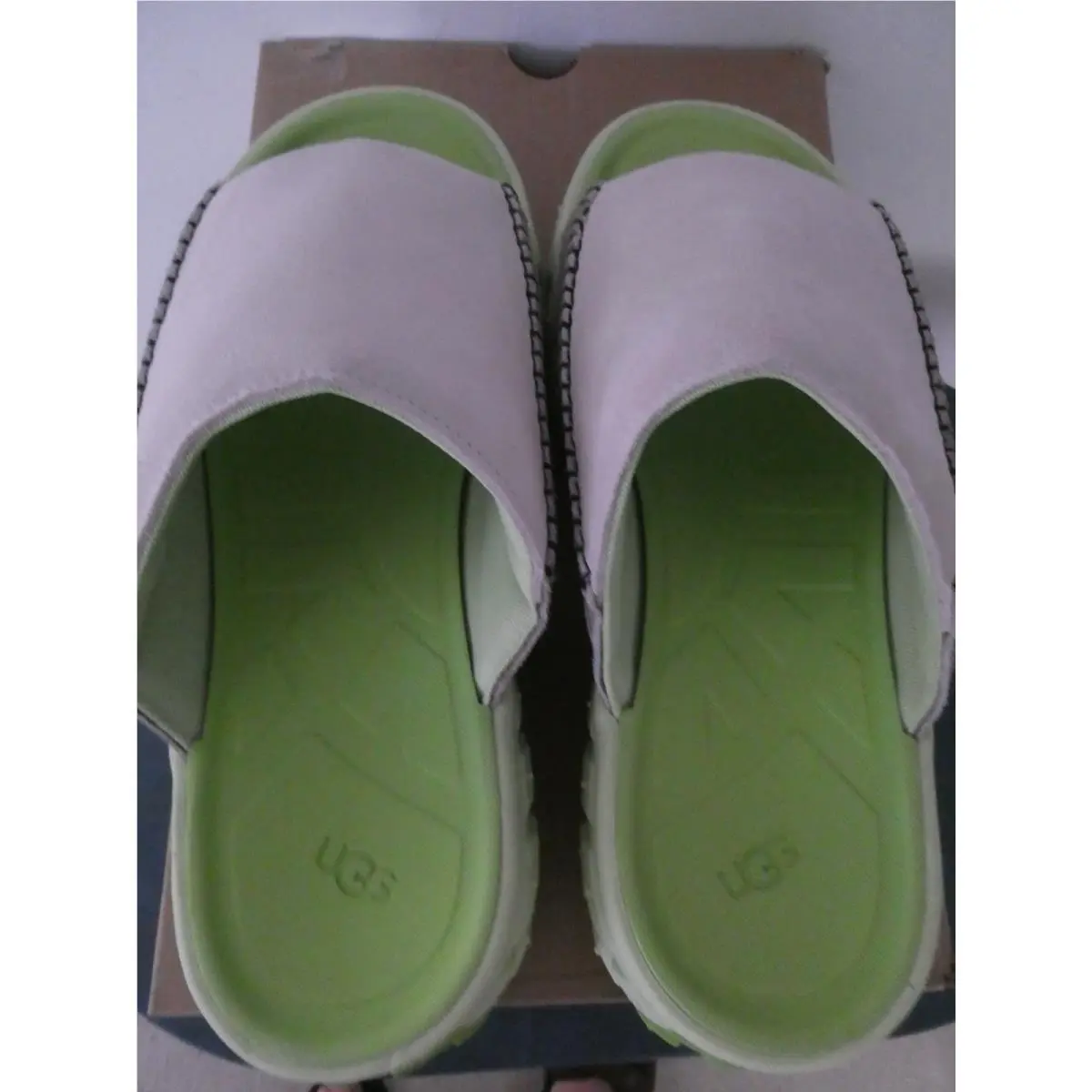 UGG shoes - Venture Daze - Venture Daze - Sand/Pistachio Green (UPC: 197634010168) 12
