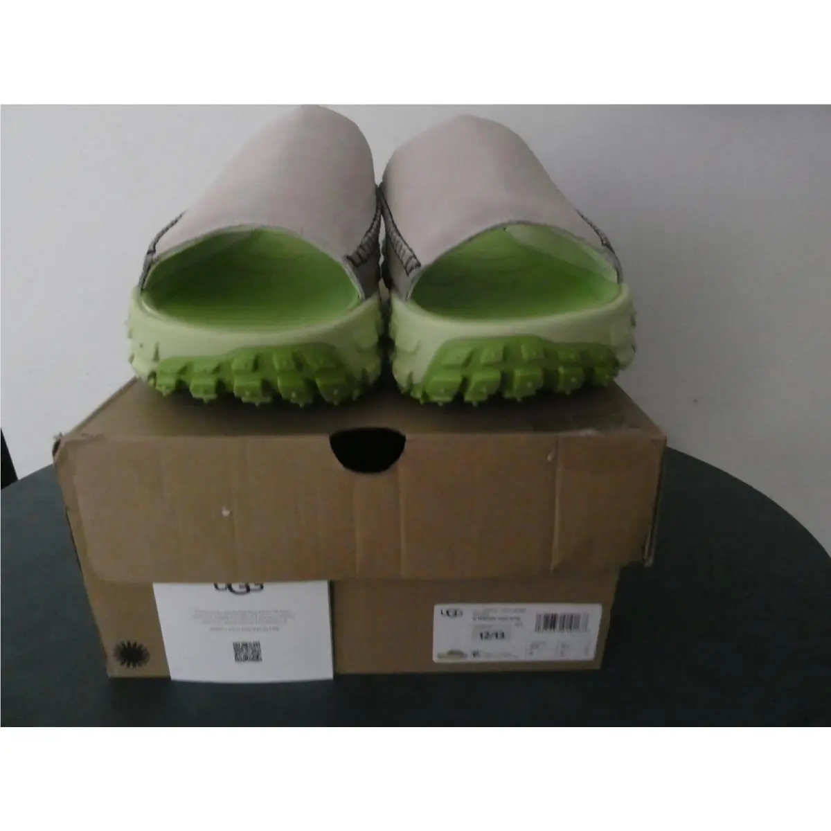 UGG shoes - Venture Daze - Venture Daze - Sand/Pistachio Green (UPC: 197634010168) 2