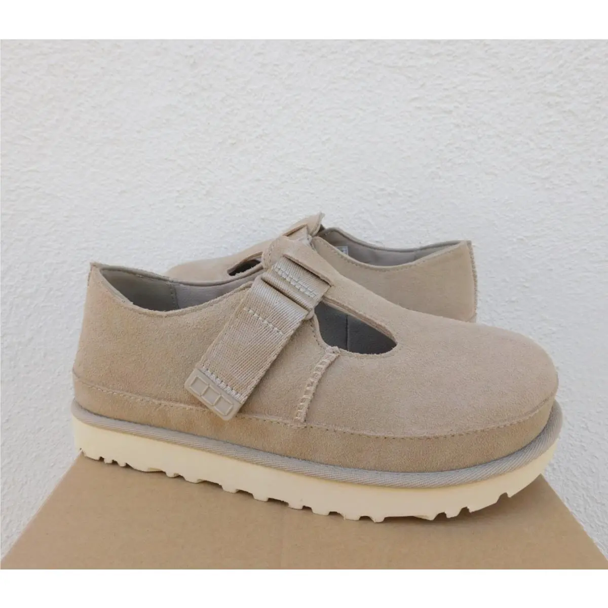 UGG shoes - UGG Goldenstar Mary Jane - Goldenstar Mary Jane - Sand (UPC: 198605269899) 0