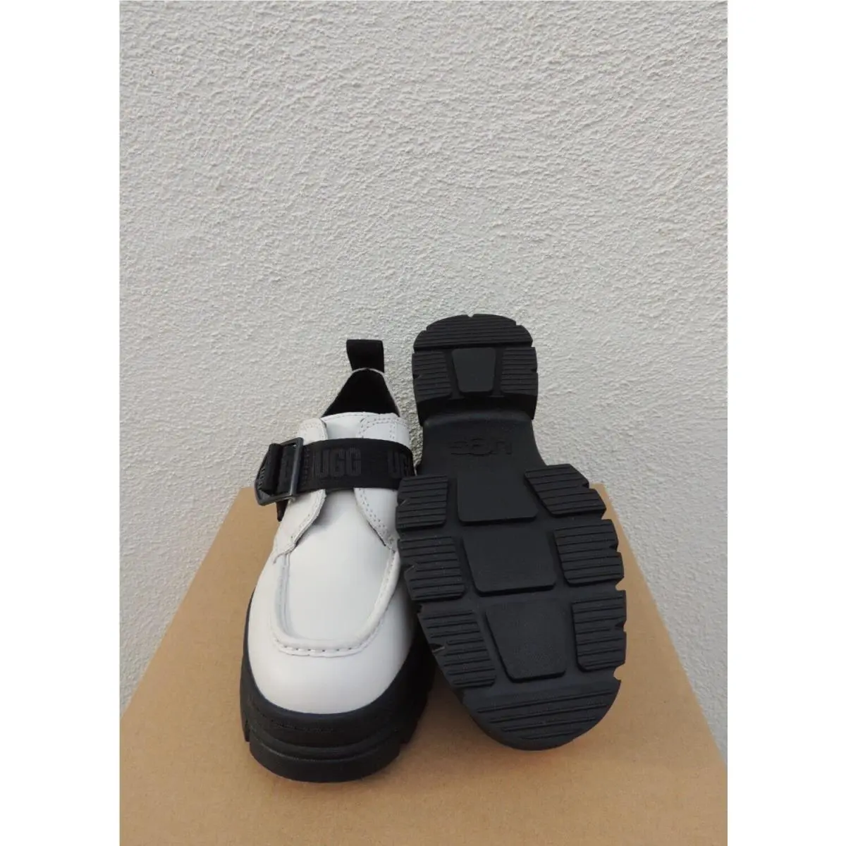 UGG shoes - UGG Ashton Shoe - Ashton Shoe - White (UPC: 195719709815) 3