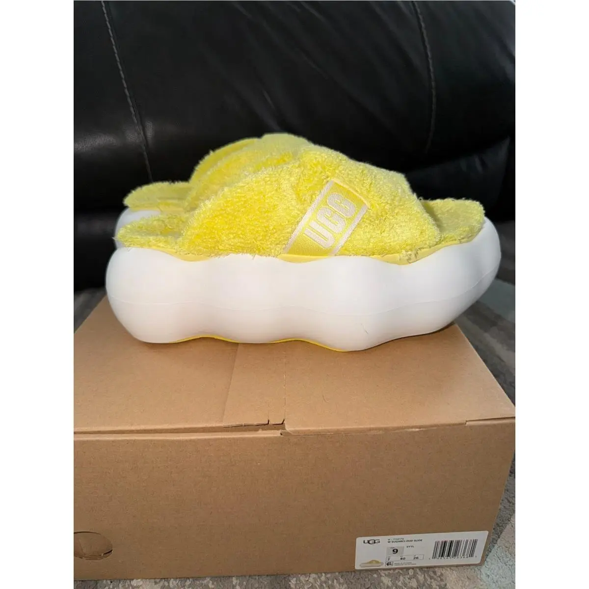 Ugg Sugarcloud Slide in The Sunny Yellow Shoes 9