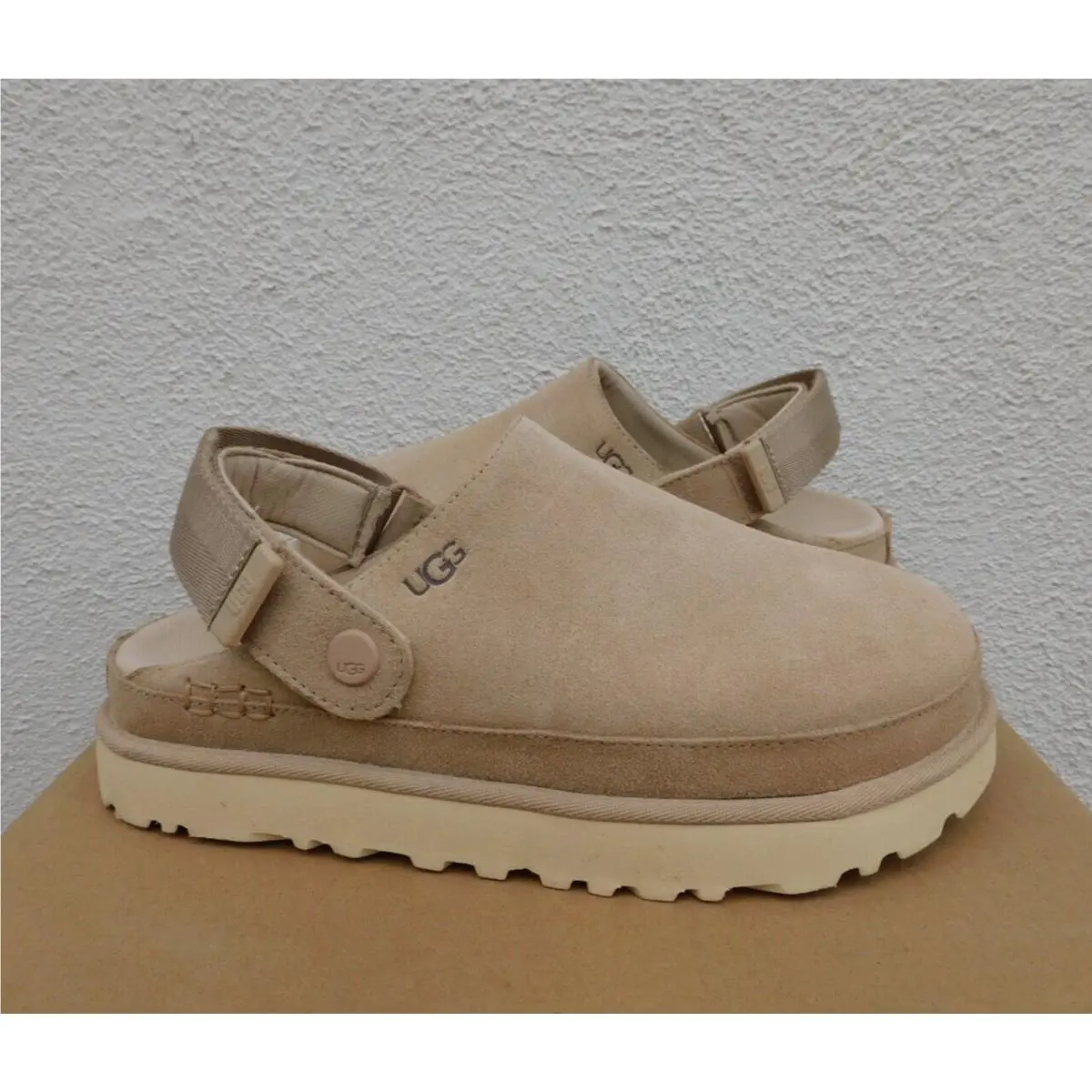 Ugg Driftwood Goldenstar Clog Suede Platform Sandals Women US 12/ Eur 43