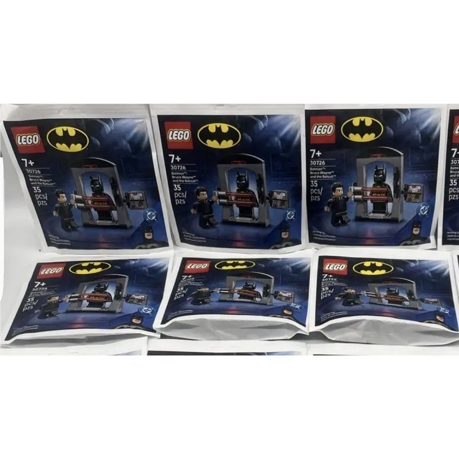x6 Lego Batman Bruce Wayne and The Batsuit 30726 35 Pieces Polybags Frees H