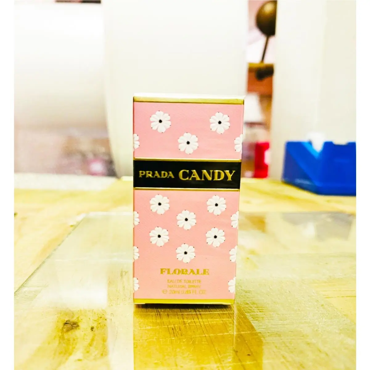 Prada Candy Florale Eau De Toilette Spray 20 ml / 0.68 oz Women`s Perfume