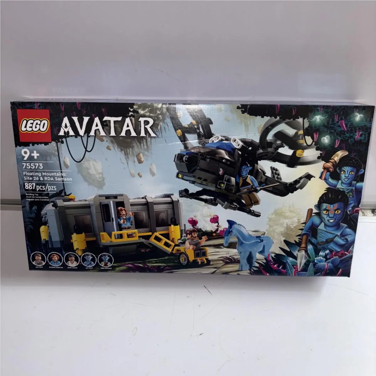Lego Avatar Pandora: Mountain in The Sky and Rda`s Samson 75573 Crease