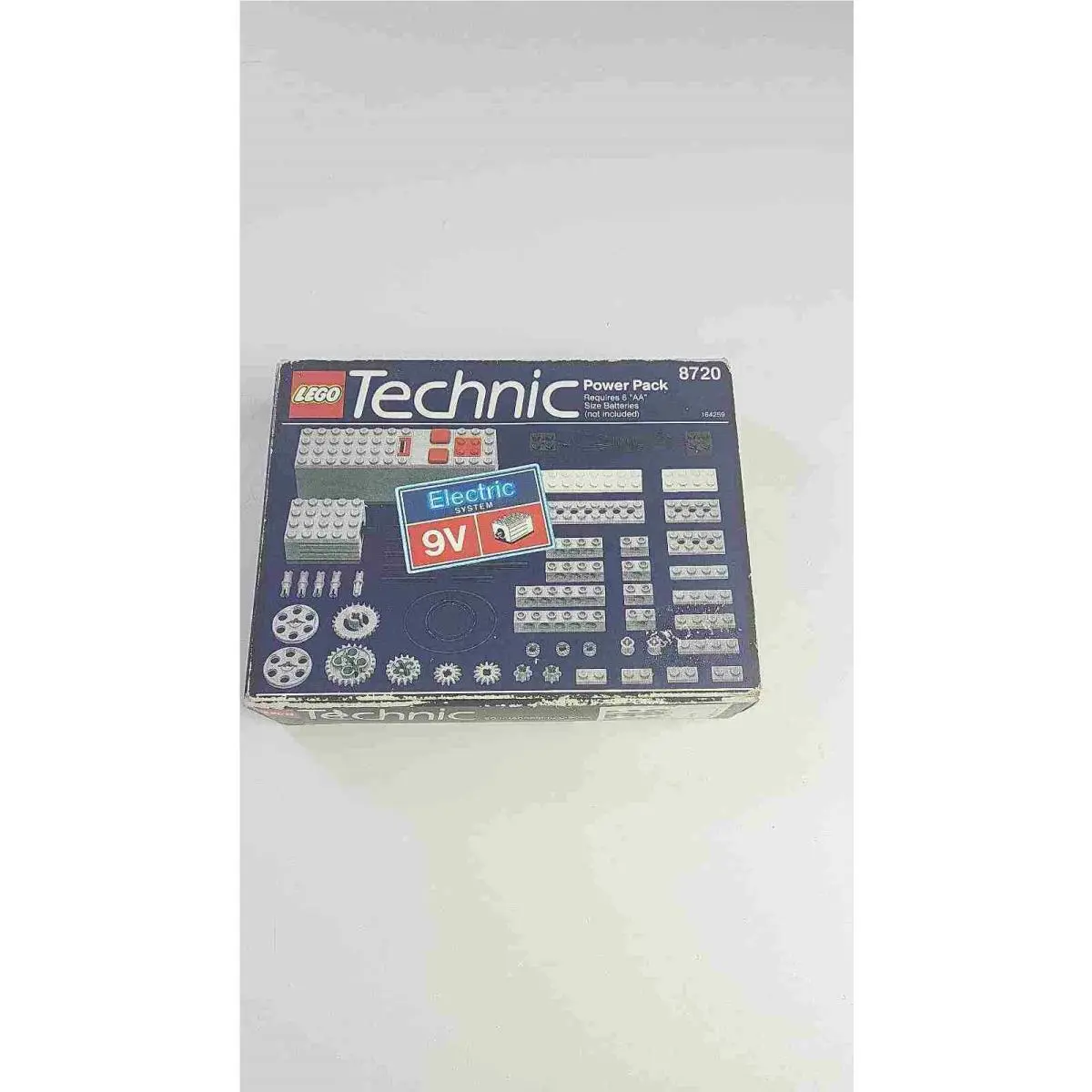 Vintage 1991 Lego Technic 8720 9V Retired and Power Pack