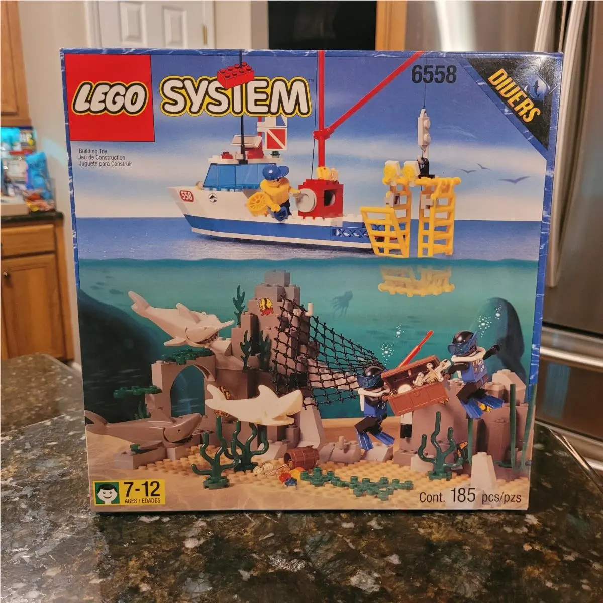 Lego Town: Shark Cage Cove 6558 Rare