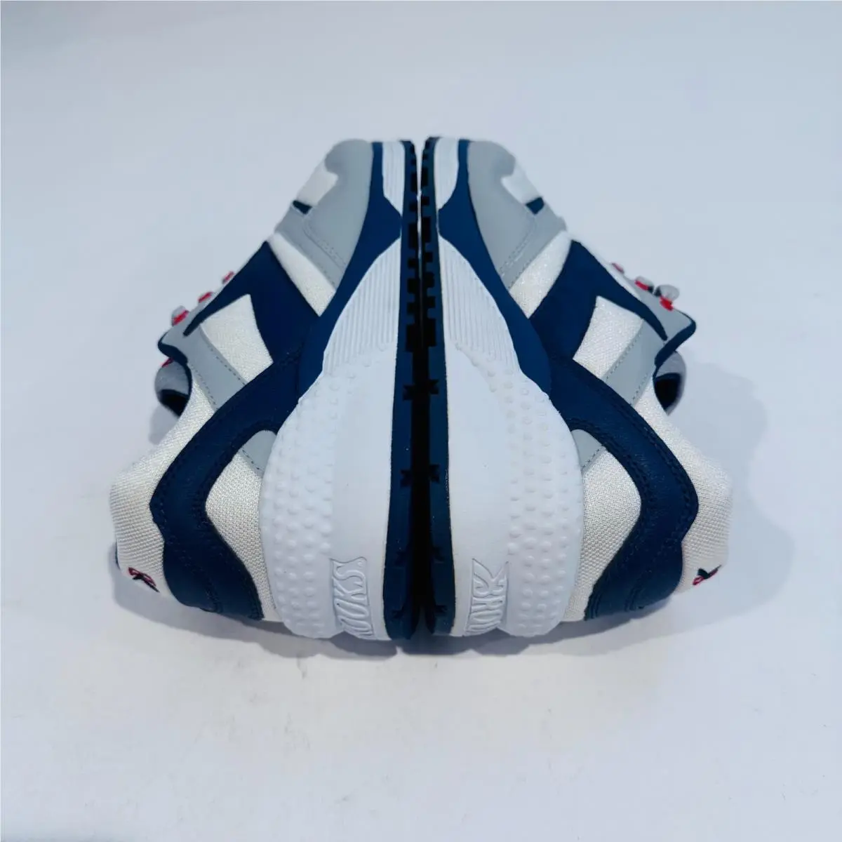 Brooks shoes - Gray 1