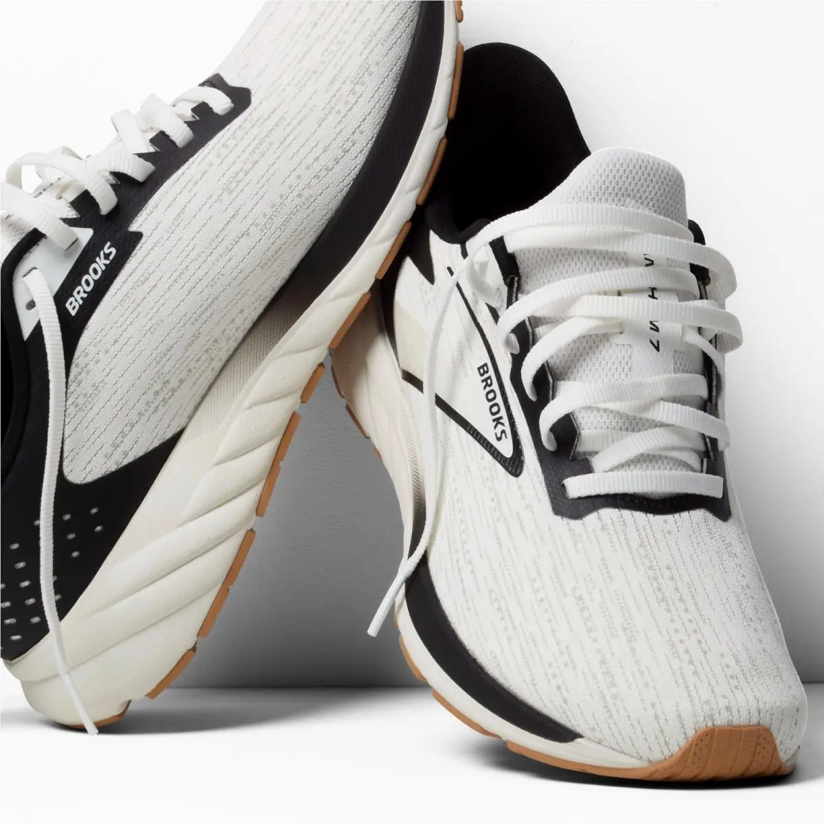 Brooks shoes - Brooks Anthem 7 110439-1D-121 - Anthem - 110439-1D-121 - White 2