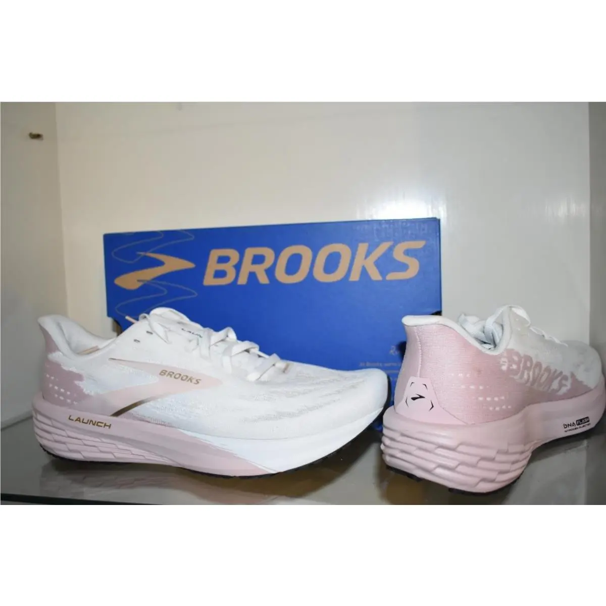 Brooks shoes - Brooks Launch 11 - Launch - 120439 1B 164 - White 2