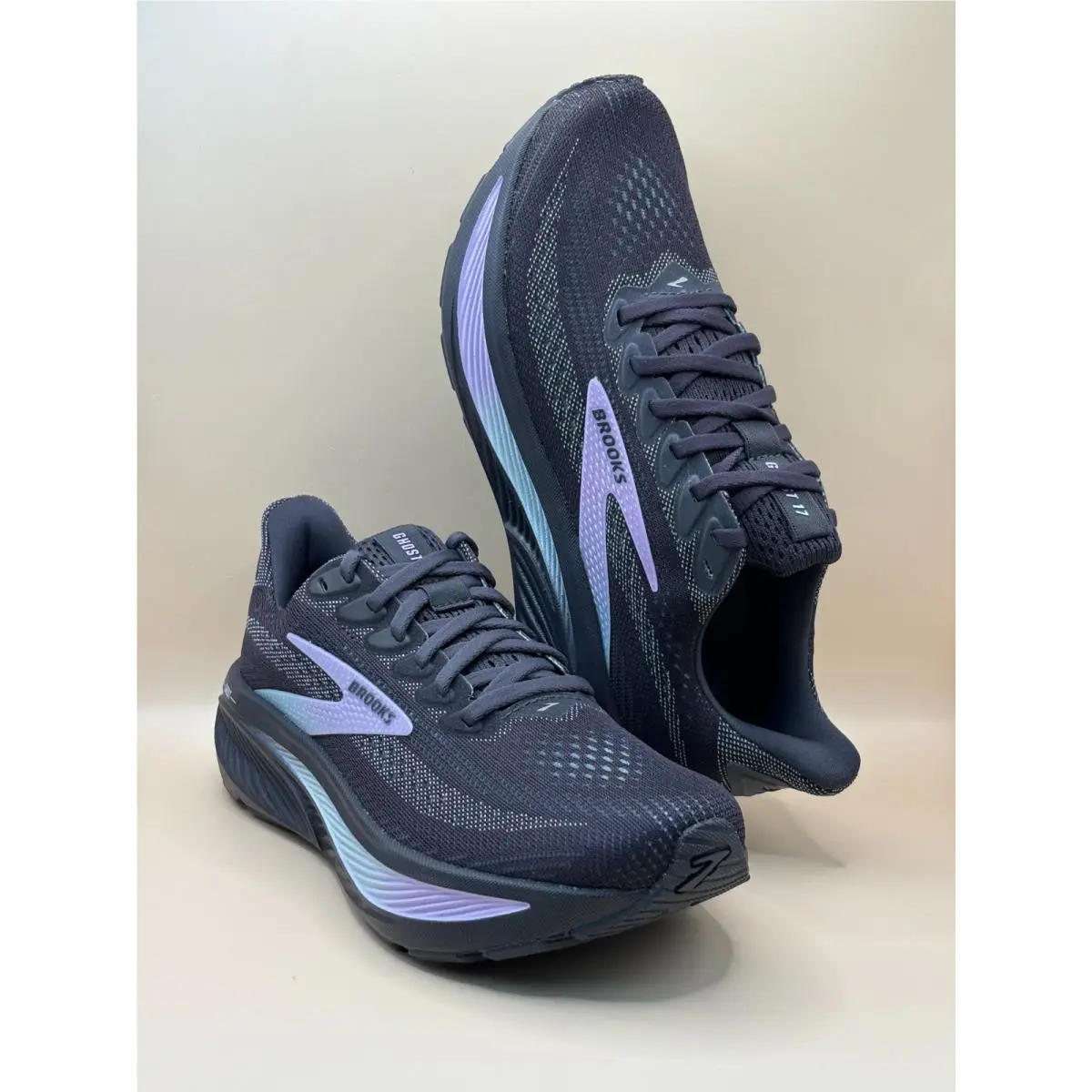 Brooks shoes - Brooks Ghost - Ghost - 120431 1B 081 - Multicolor 0
