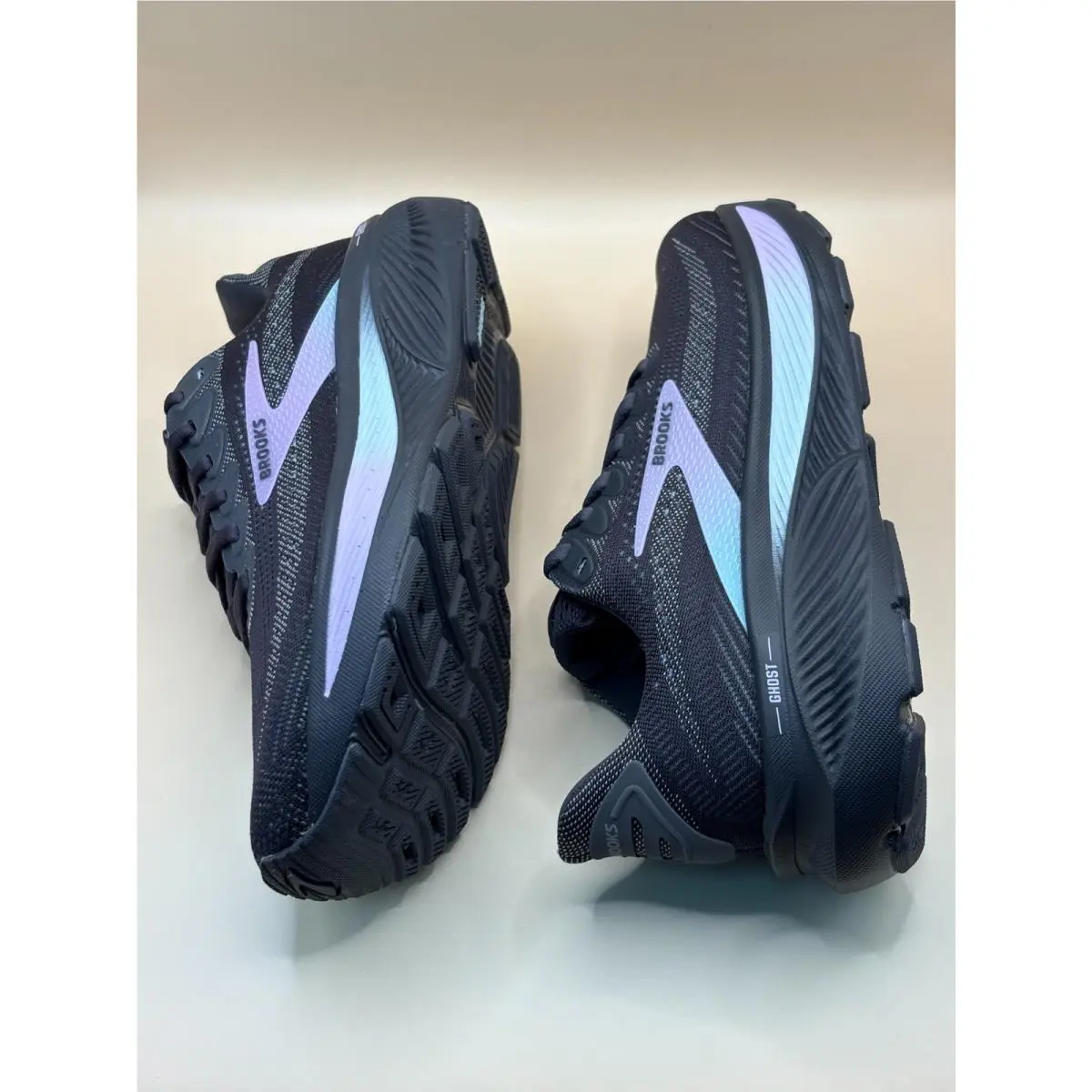 Brooks shoes - Brooks Ghost - Ghost - 120431 1B 081 - Multicolor 16