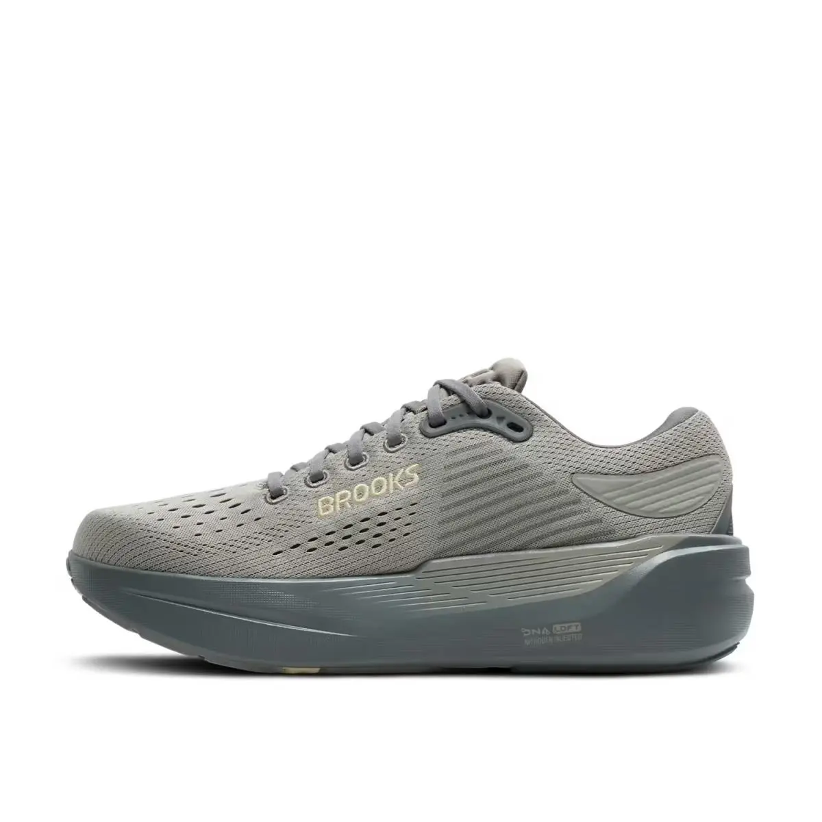 Brooks shoes - Warm Grey 1