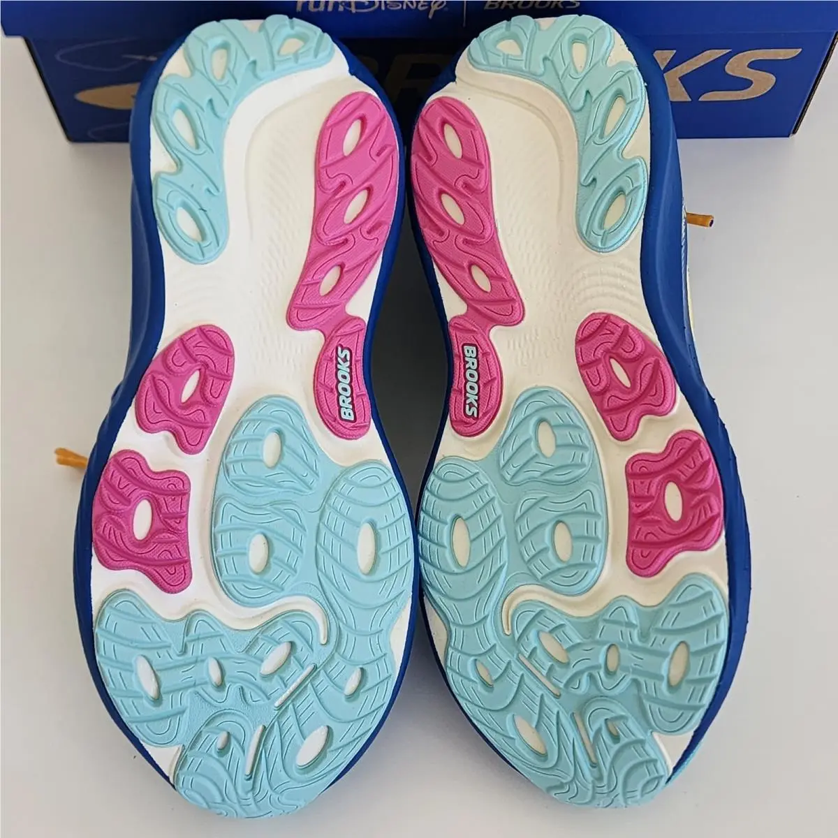 Brooks shoes - Brooks Adrenaline - Adrenaline - Blue 12